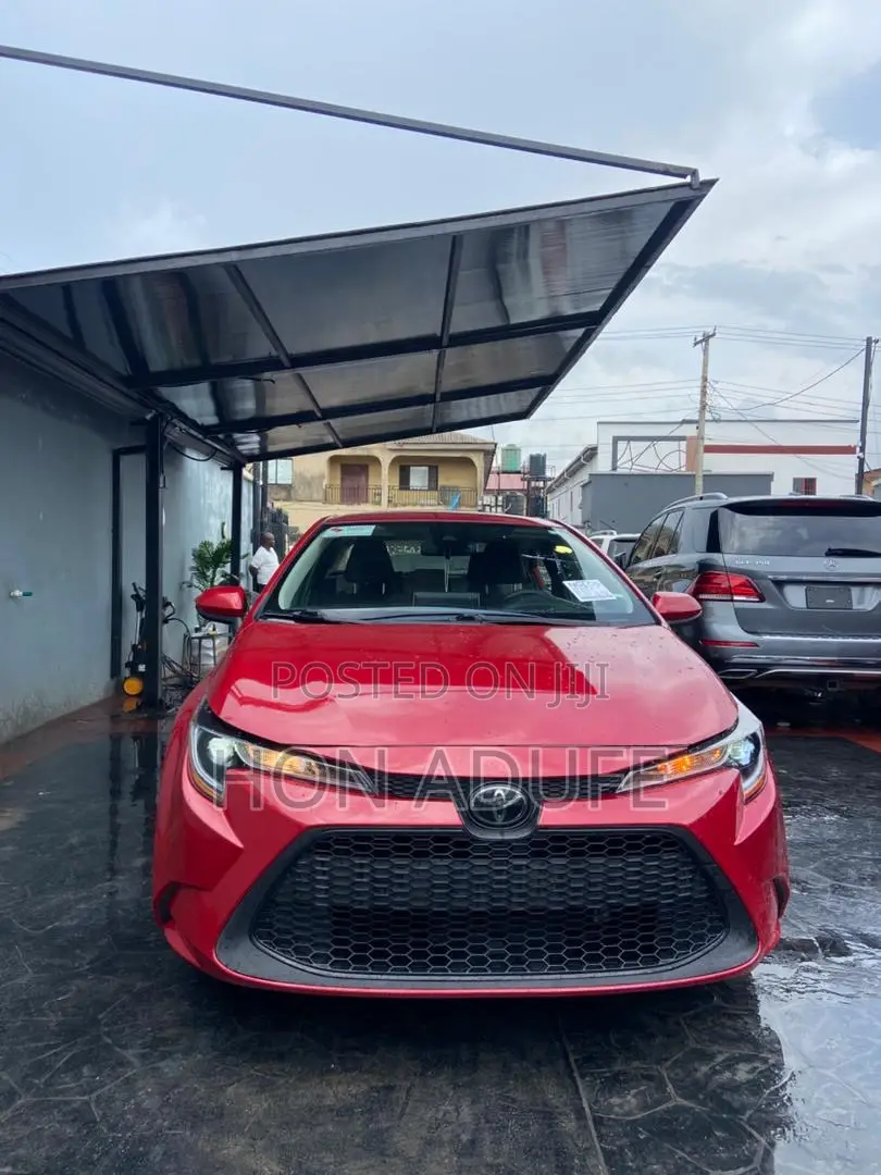Toyota Corolla 2021 Red