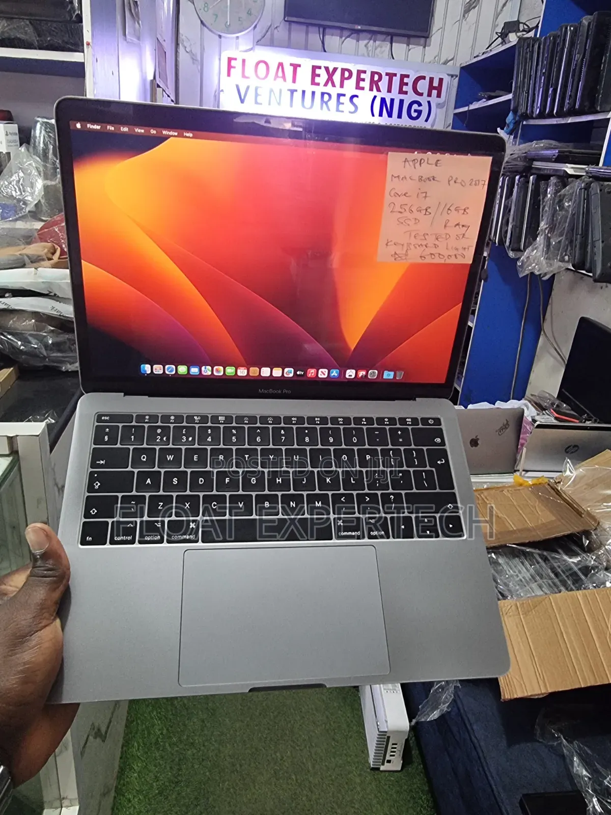 Laptop Apple MacBook Pro 2017 16GB Intel Core i7 SSD 256GB