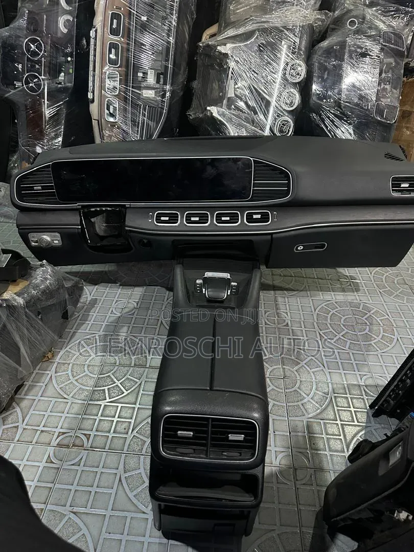 High Quality Certified Dashboard Console Mercedes Benz Gle 2020 W167