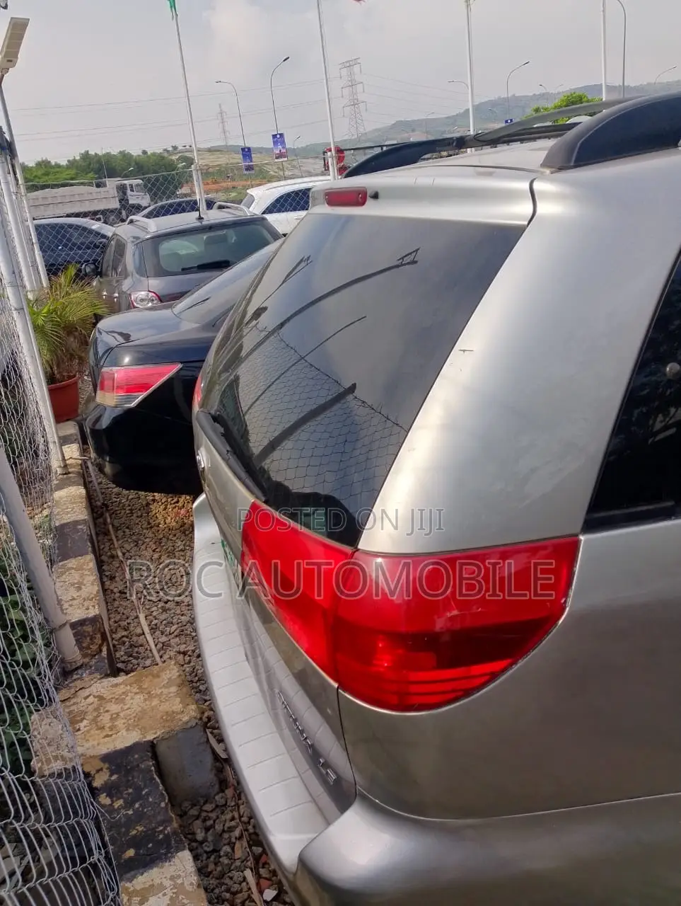Toyota Sienna 2005 Silver