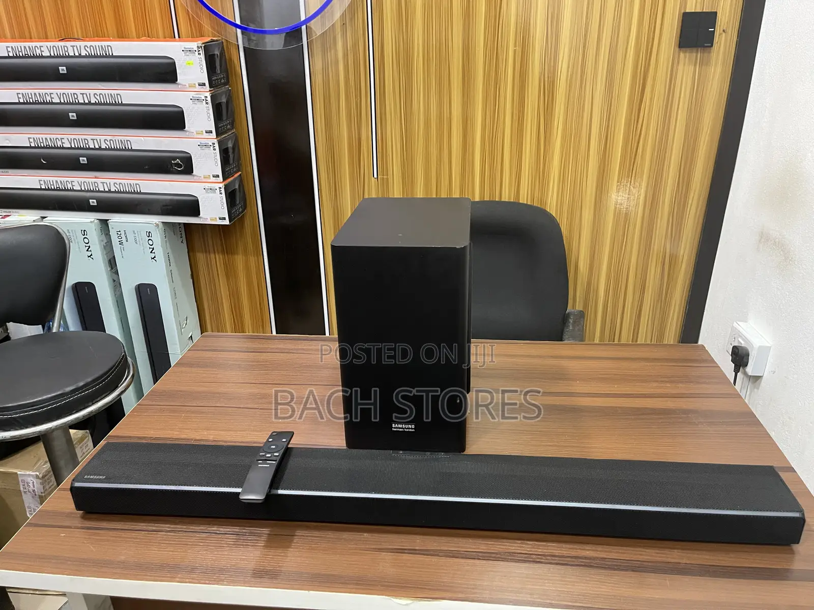 Samsung Q60t 5.1ch Cinematic Soundbar With Dolby Atmos