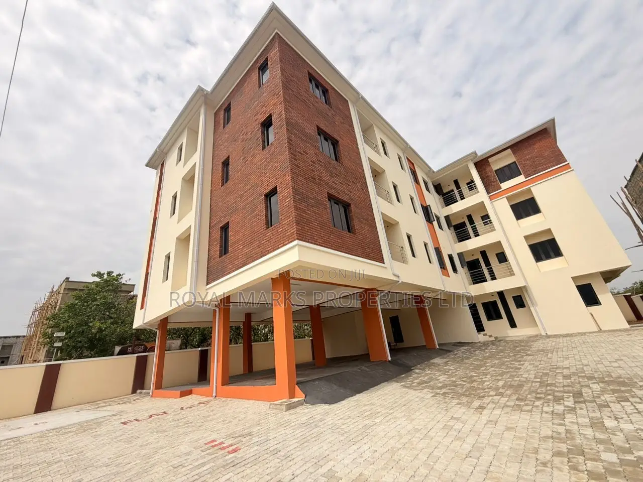 3bdrm Block of Flats in Katampe (Main) for sale