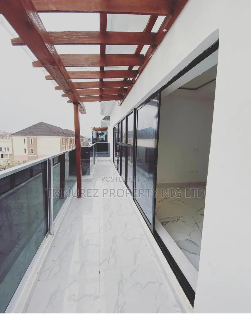 5bdrm Duplex in Ikate Lekki for rent