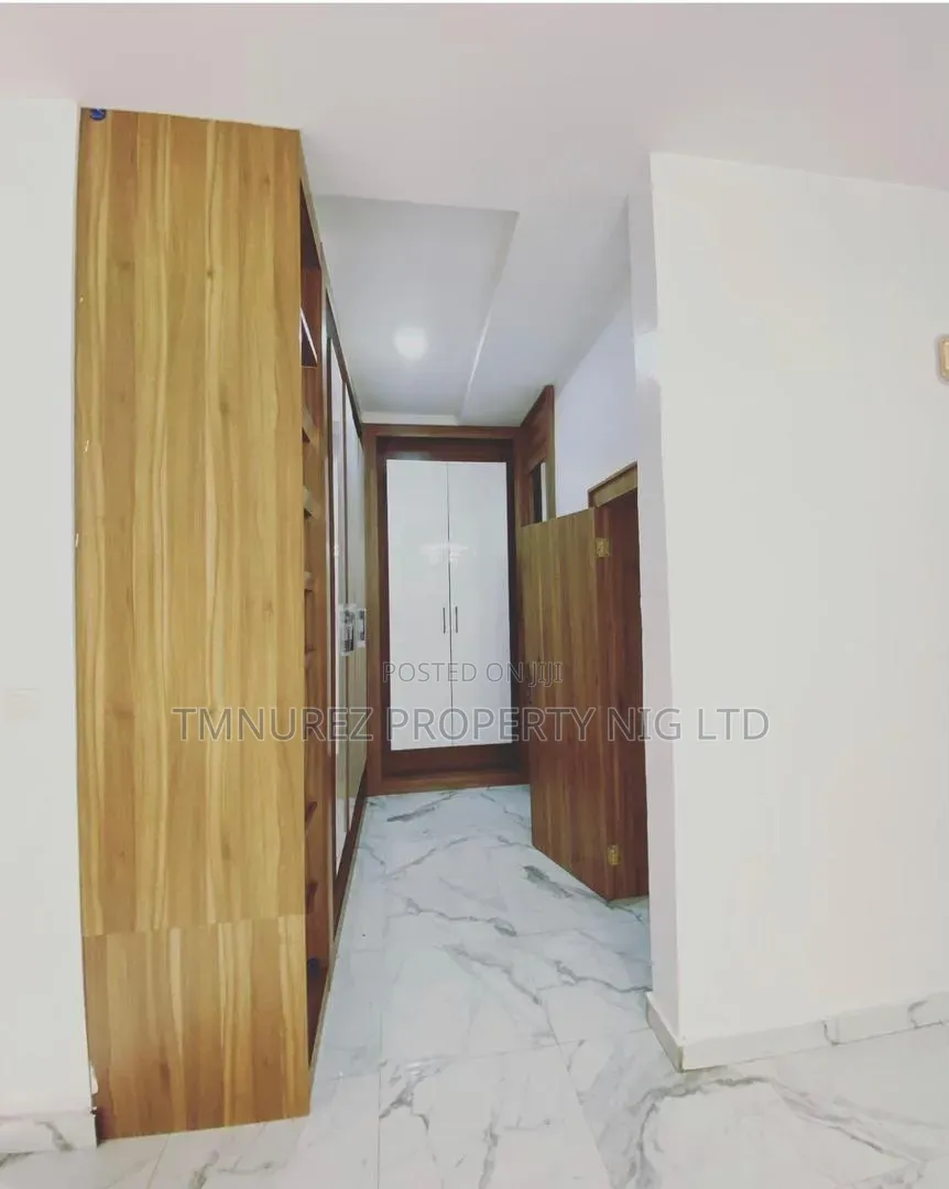 5bdrm Duplex in Ikate Lekki for rent