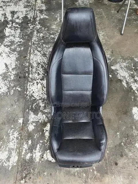 Mercedes Benz Seat 204,166 All Motor Available Sit
