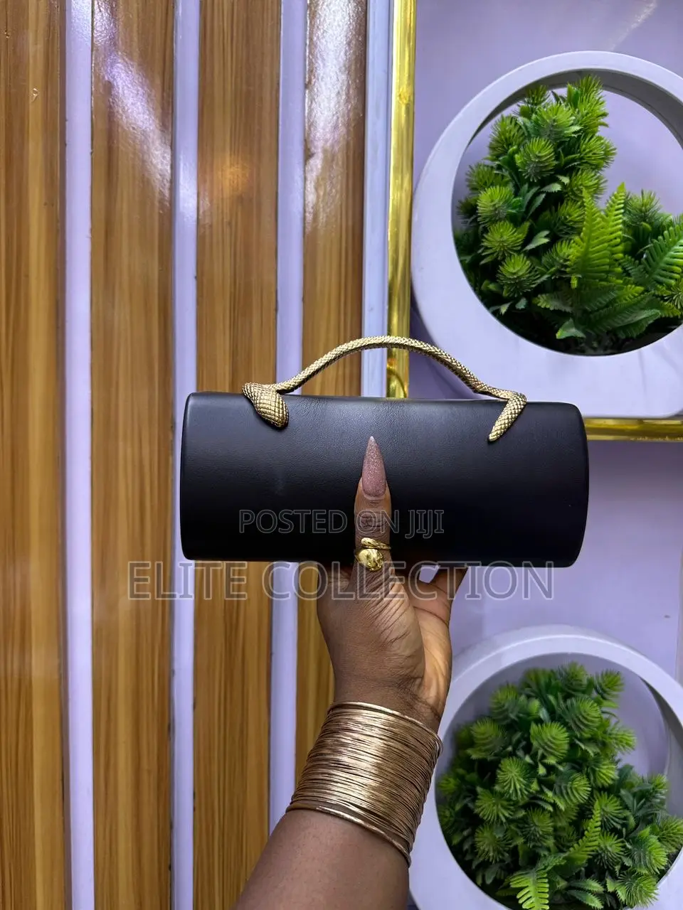 Luxury Purse Available in 7 Beautiful Colours Quality Top Notch