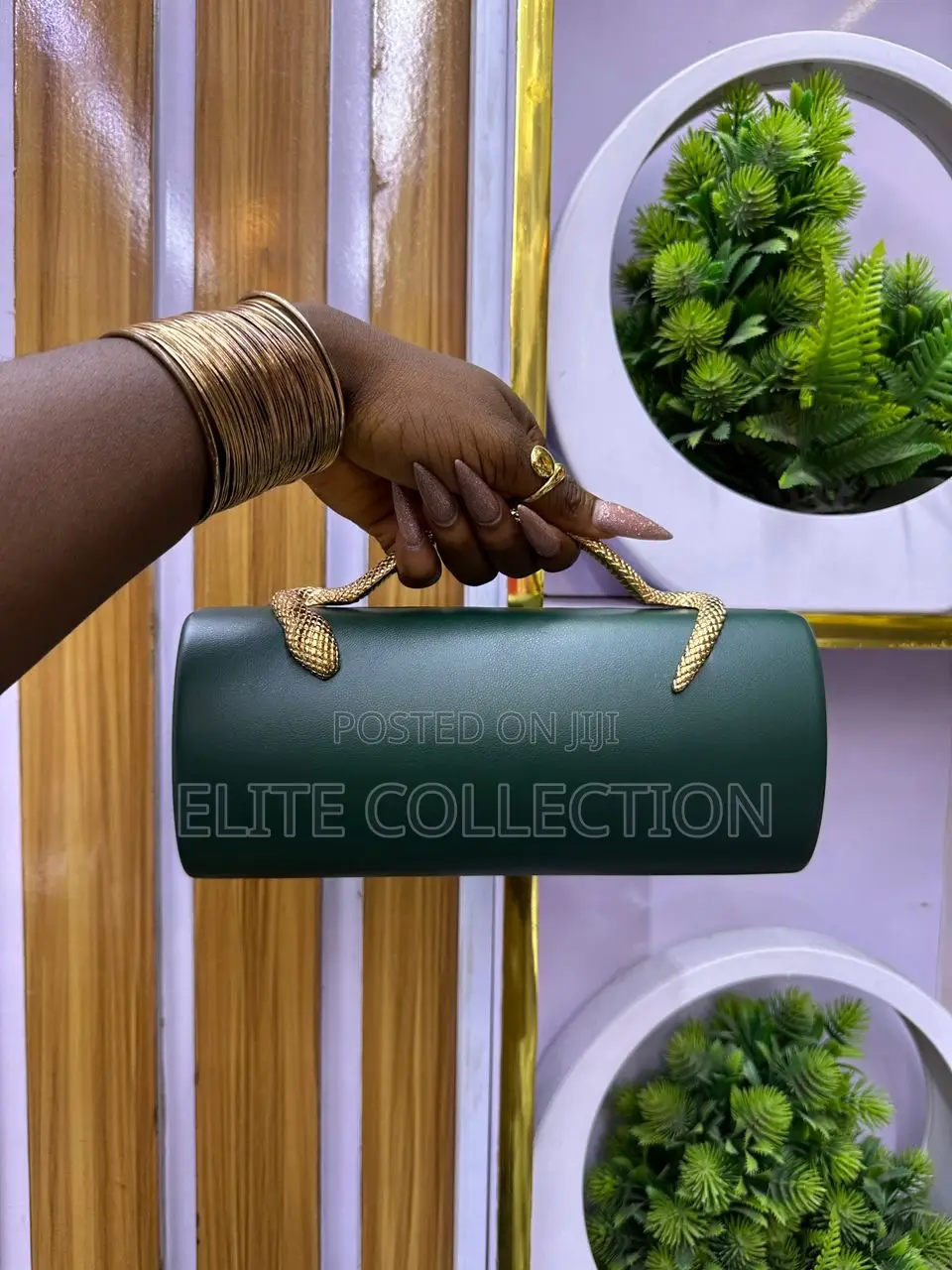 Luxury Purse Available in 7 Beautiful Colours Quality Top Notch