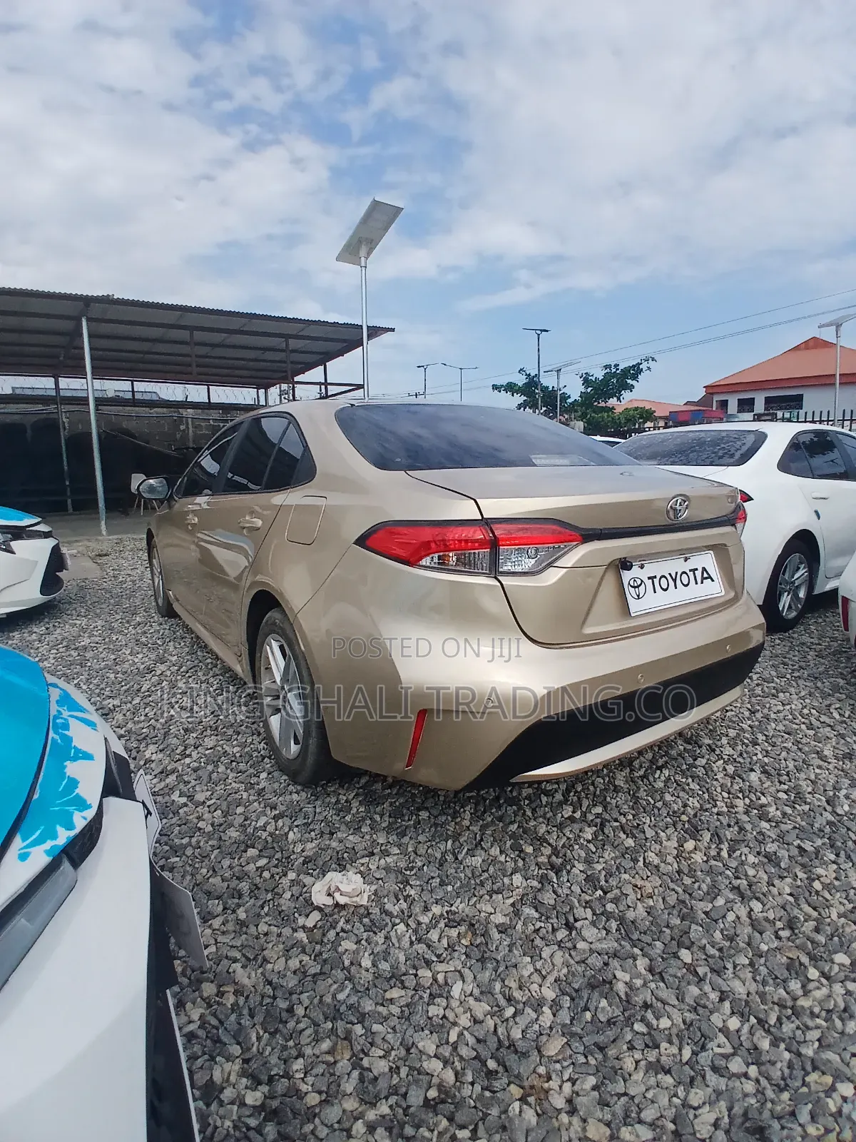 Toyota Corolla 2022 Gold