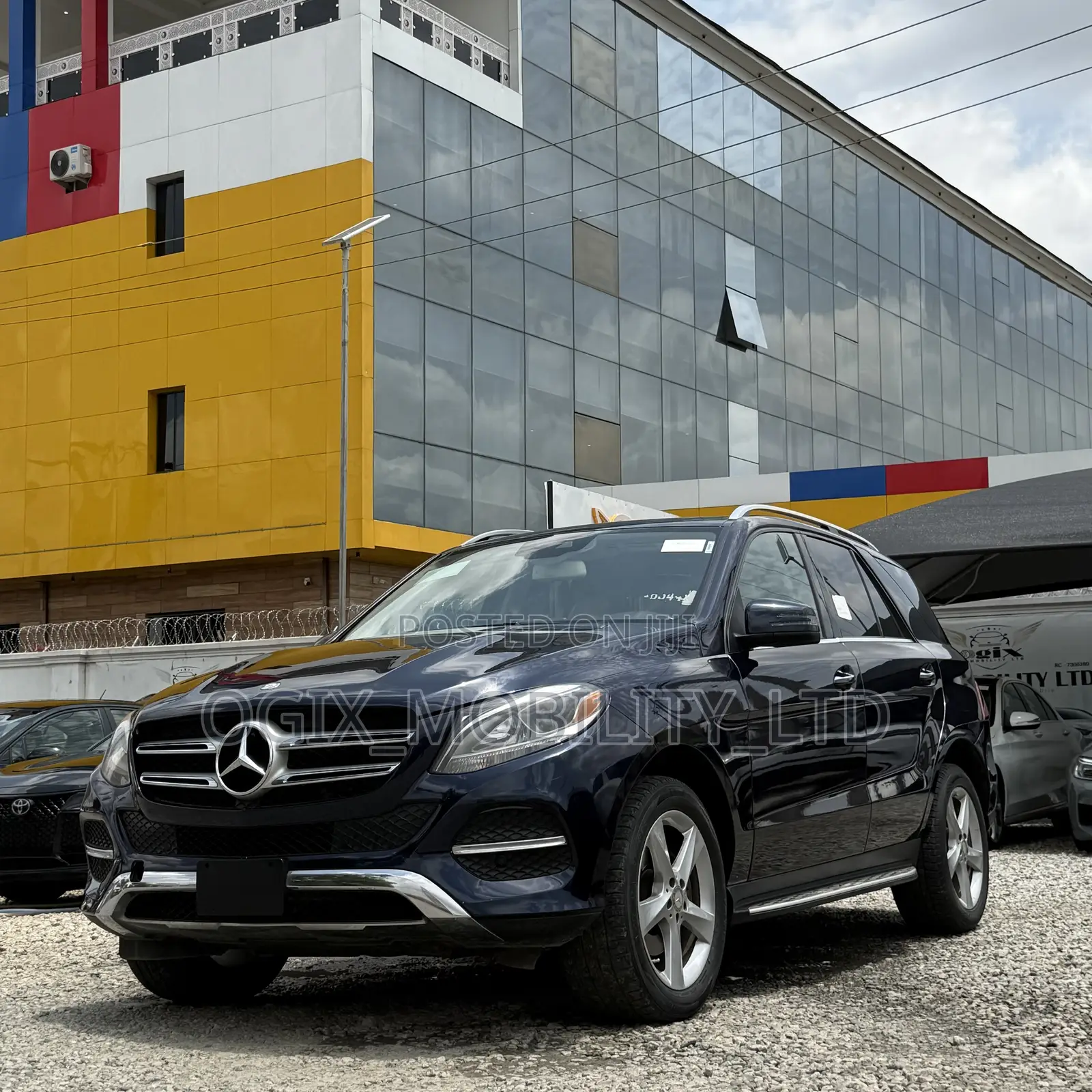 Mercedes-Benz GLE-Class 2016 Blue