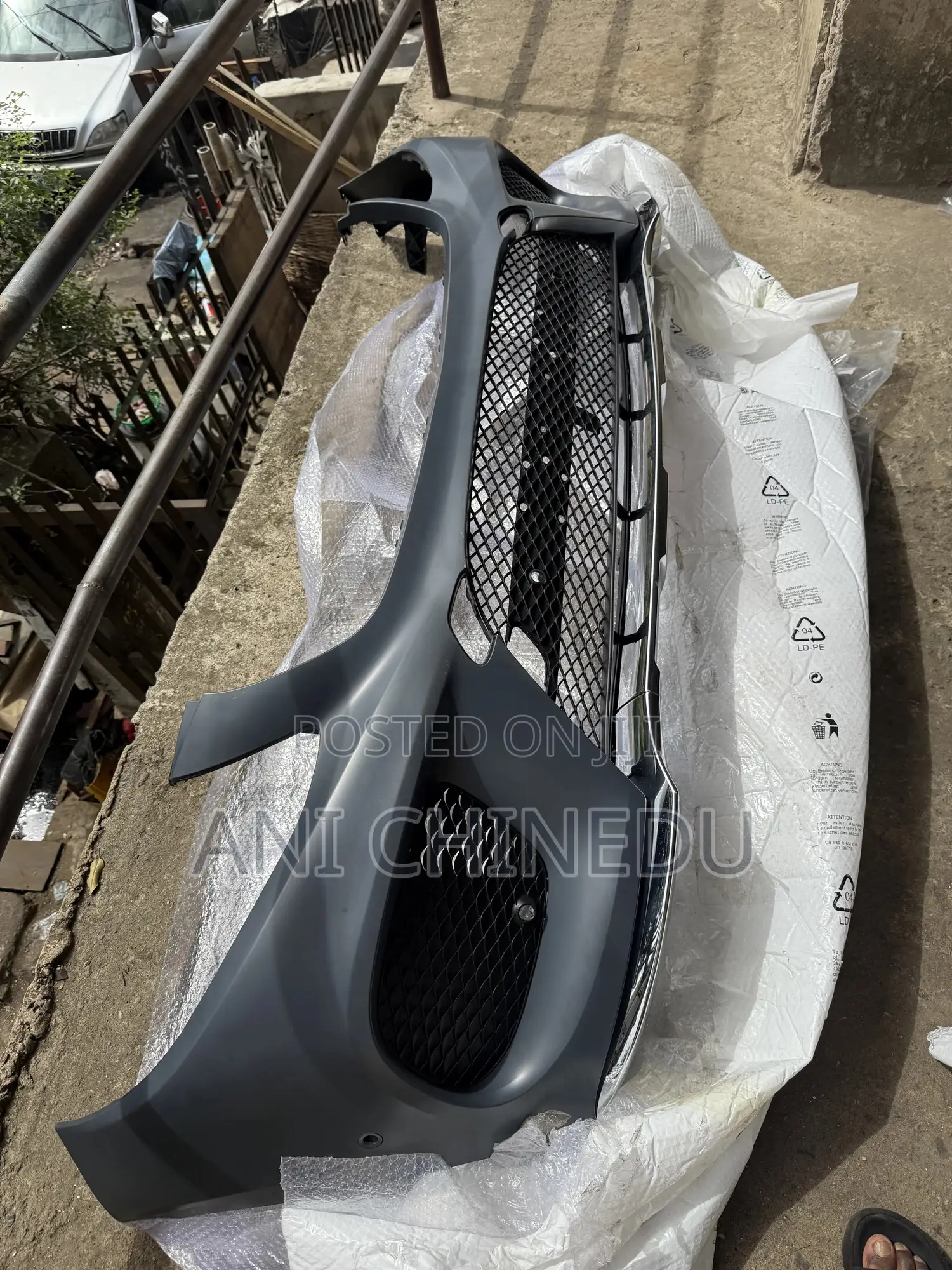 Front Bumper to Mercedes Benz Gle350 2016/19