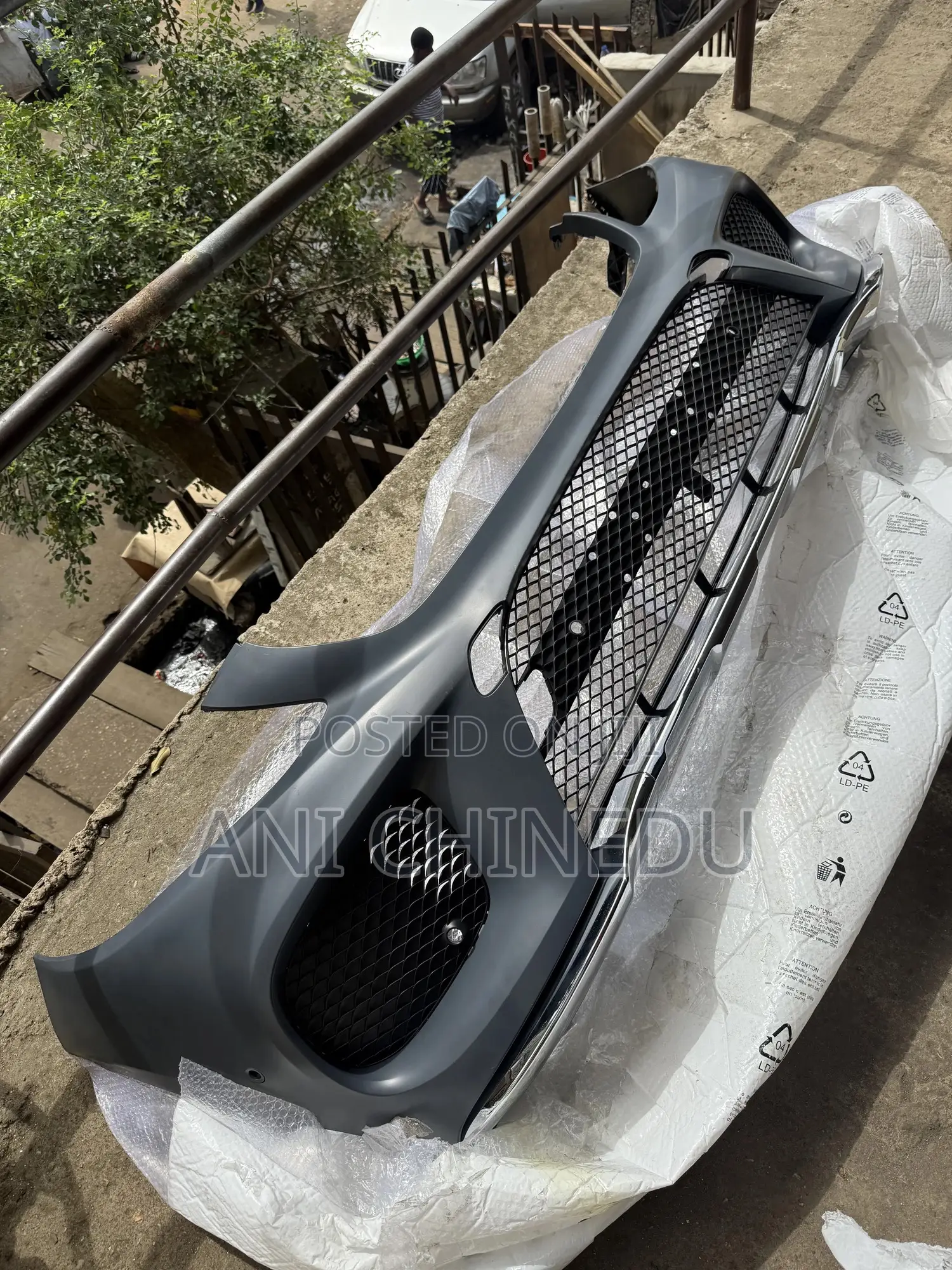 Front Bumper to Mercedes Benz Gle350 2016/19