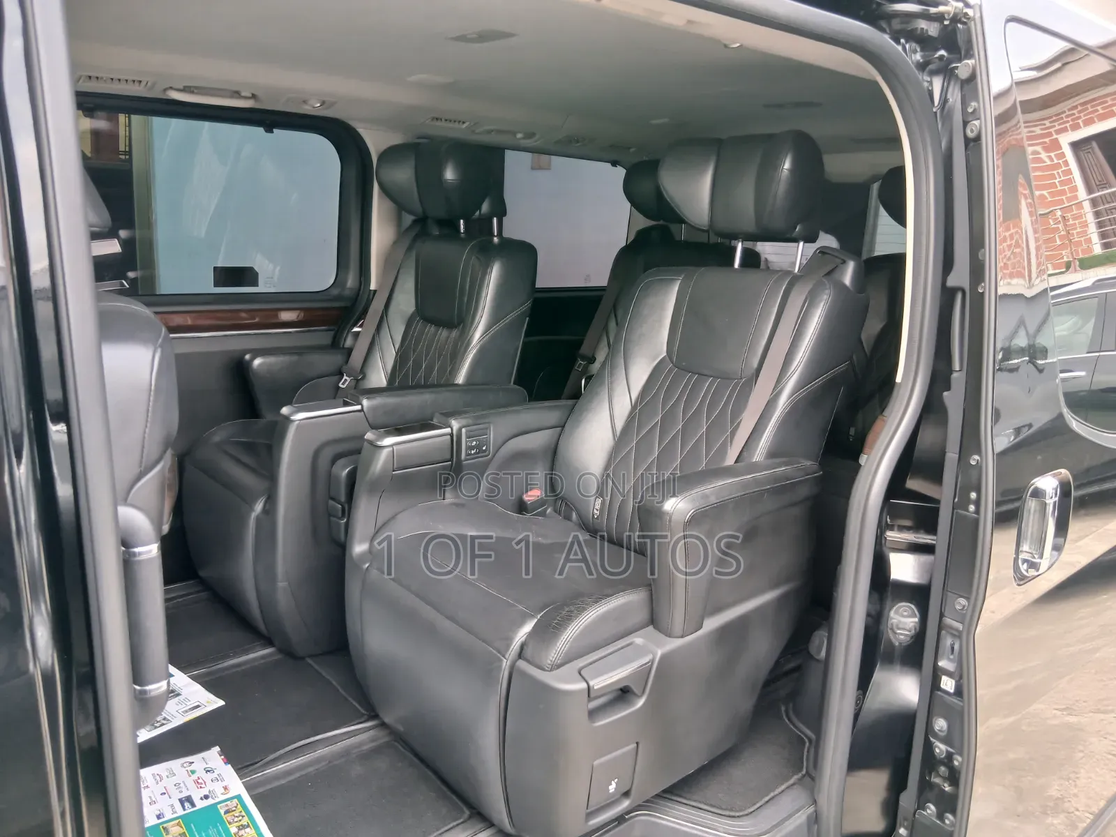 Toyota Granvia 2019 Black