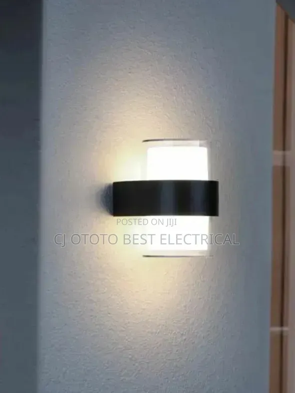 Outdoor Lights Available In White Color And Warm Color