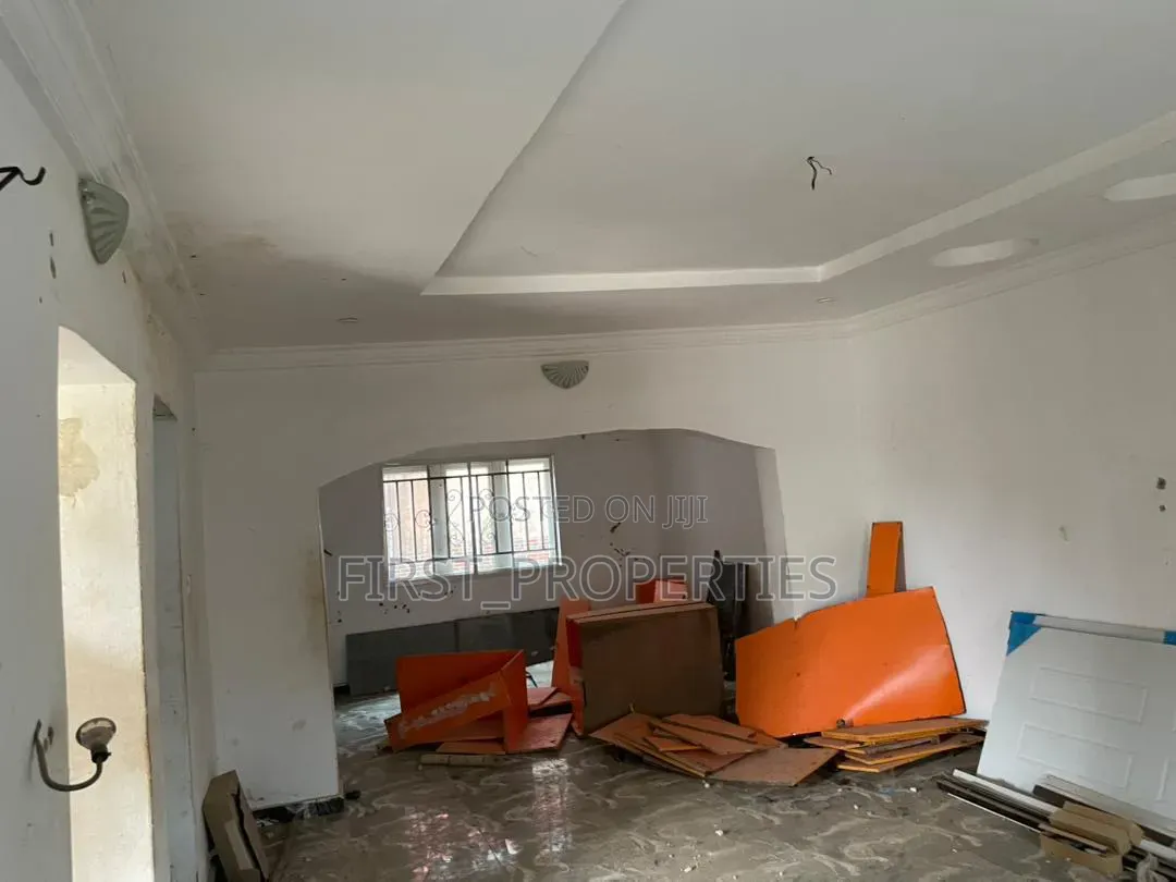 2bdrm Block of Flats in Akuru Elebu Ibadan for sale