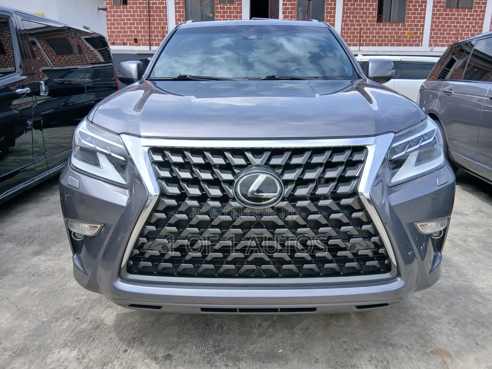 Lexus GX 460 Base 2020 Gray