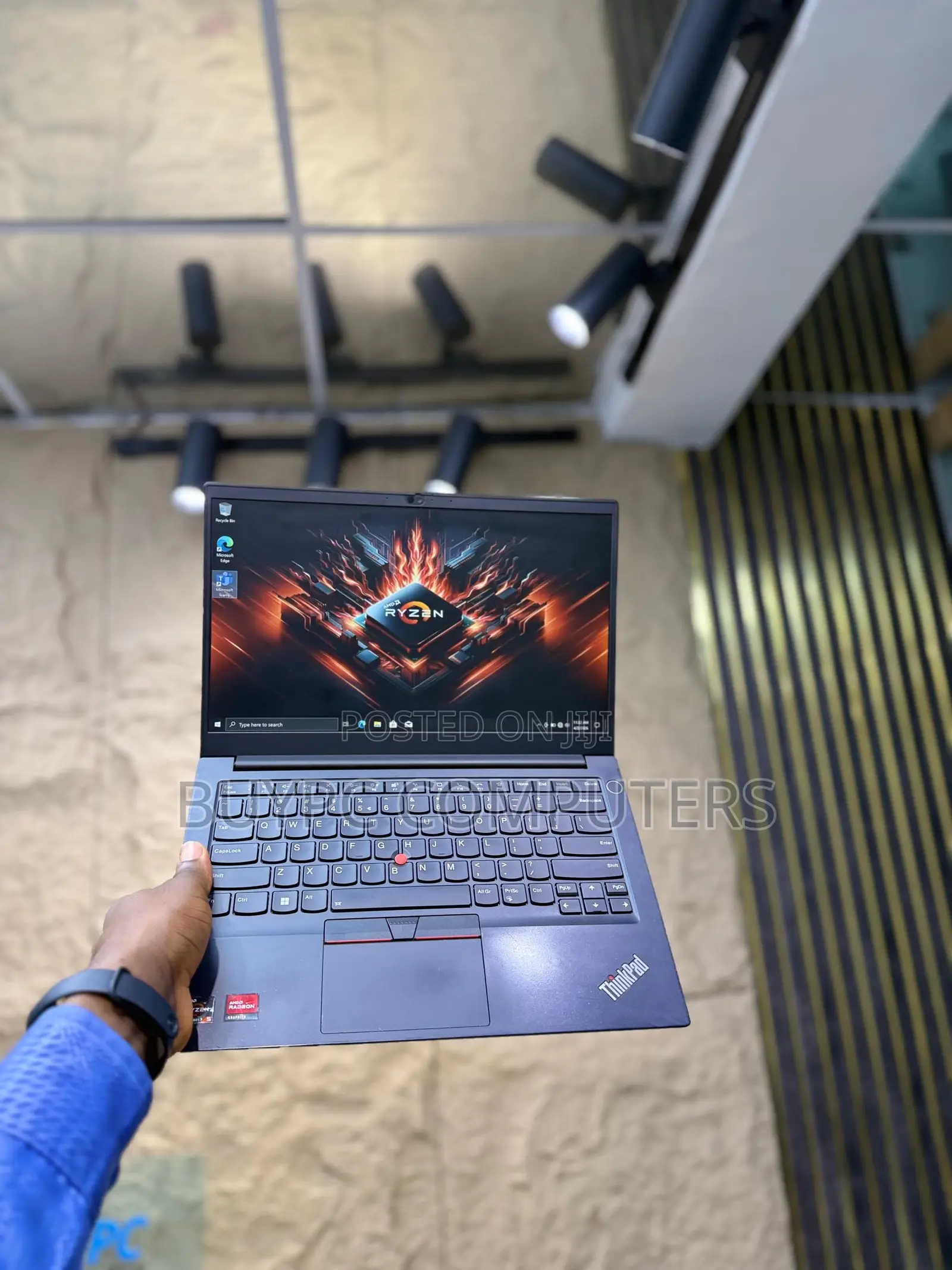 Laptop Lenovo ThinkPad E14 Gen 3 8GB AMD Ryzen 5 SSD 256GB