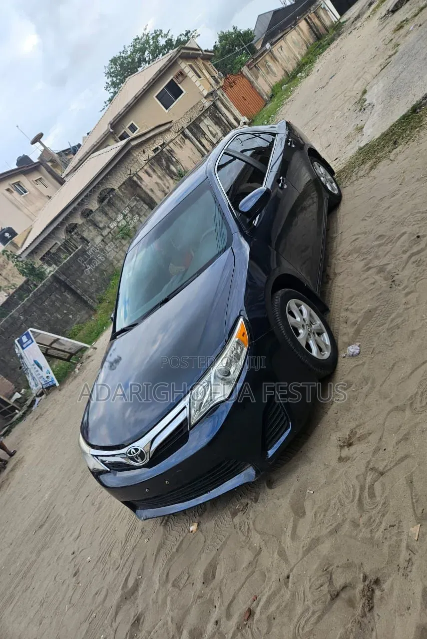 Toyota Camry 2015 Gray