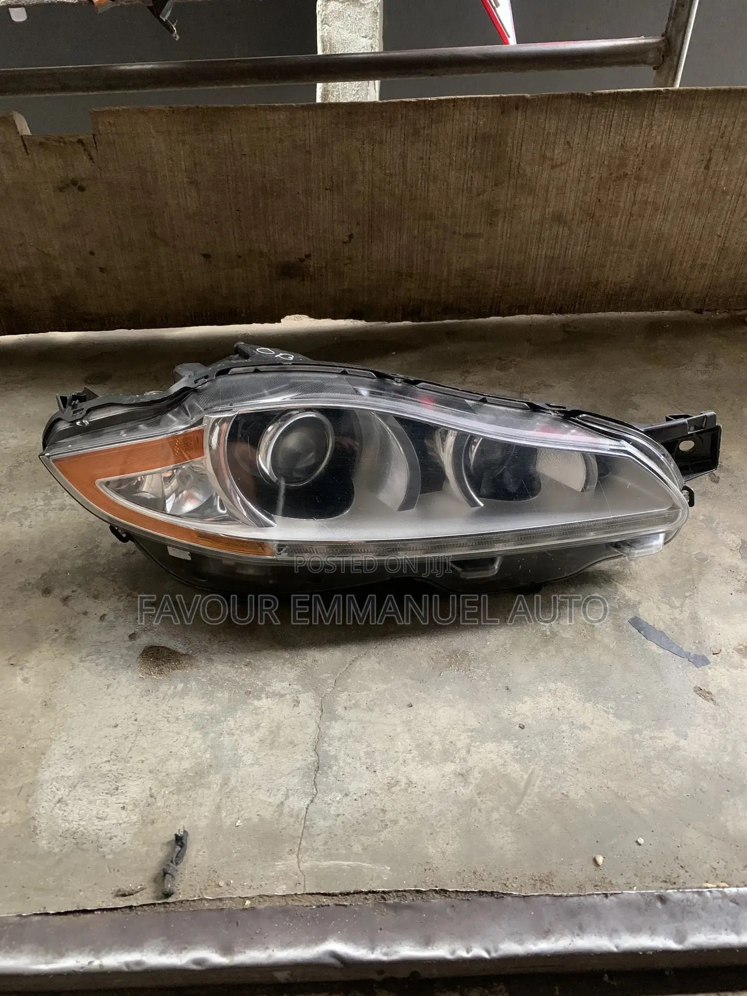 Headlamp Jaguar Xj