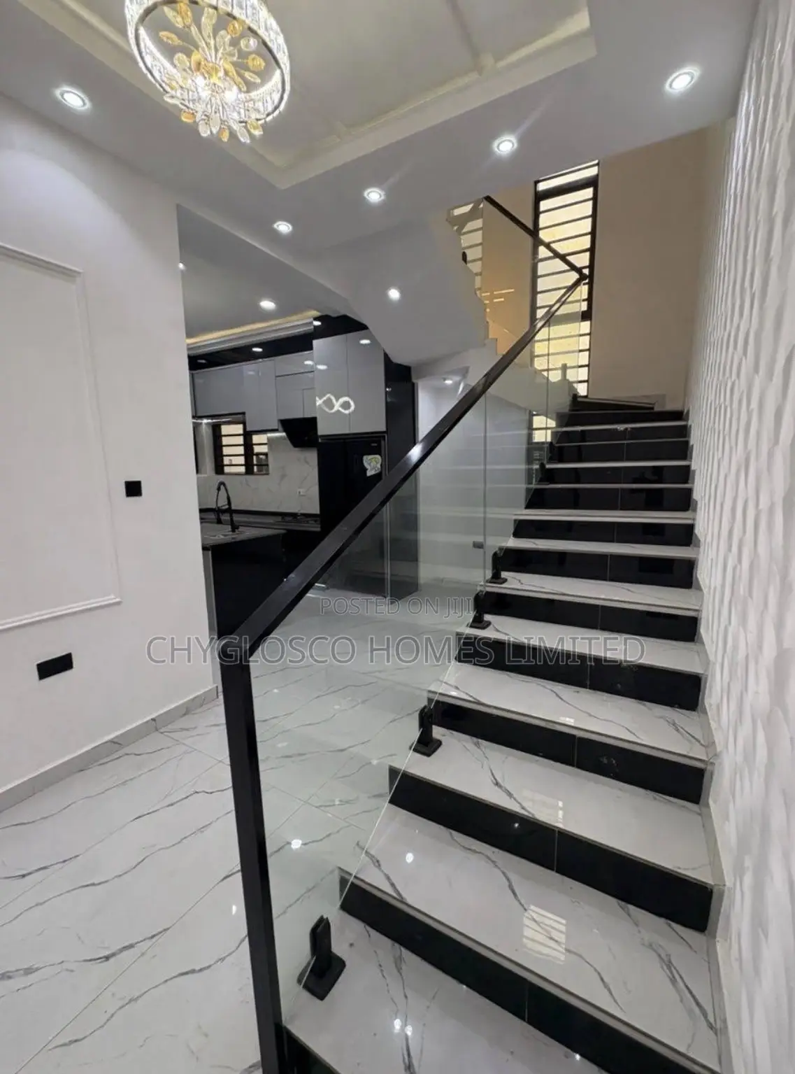 4bdrm Duplex in Eneka for sale