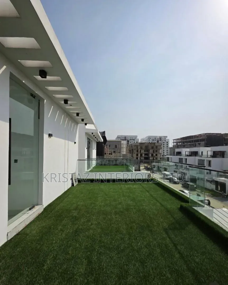 5bdrm Duplex in Lekki Phase 1 for sale