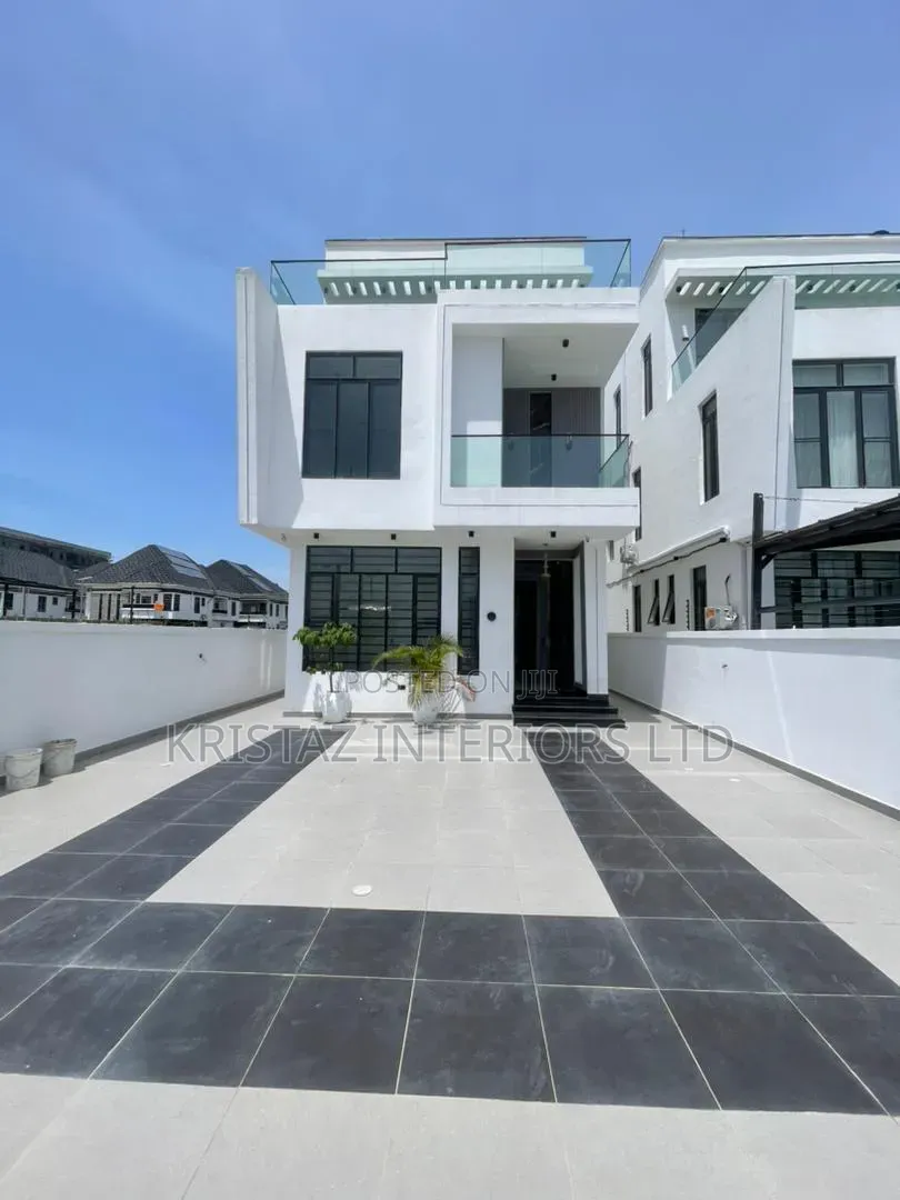 5bdrm Duplex in Lekki Phase 1 for sale