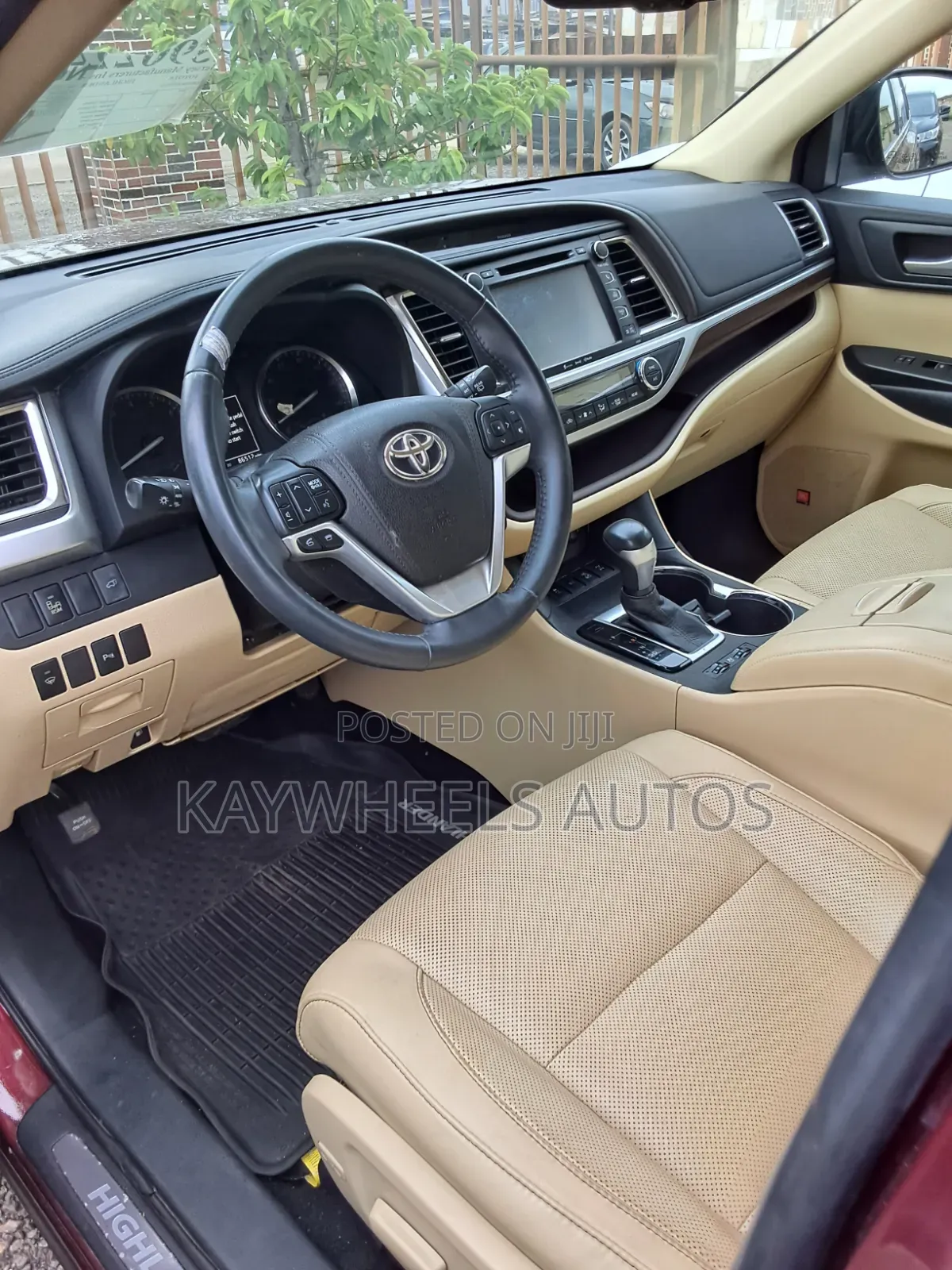 Toyota Highlander XLE V6 4x4 (3.5L 6cyl 6A) 2016 Red
