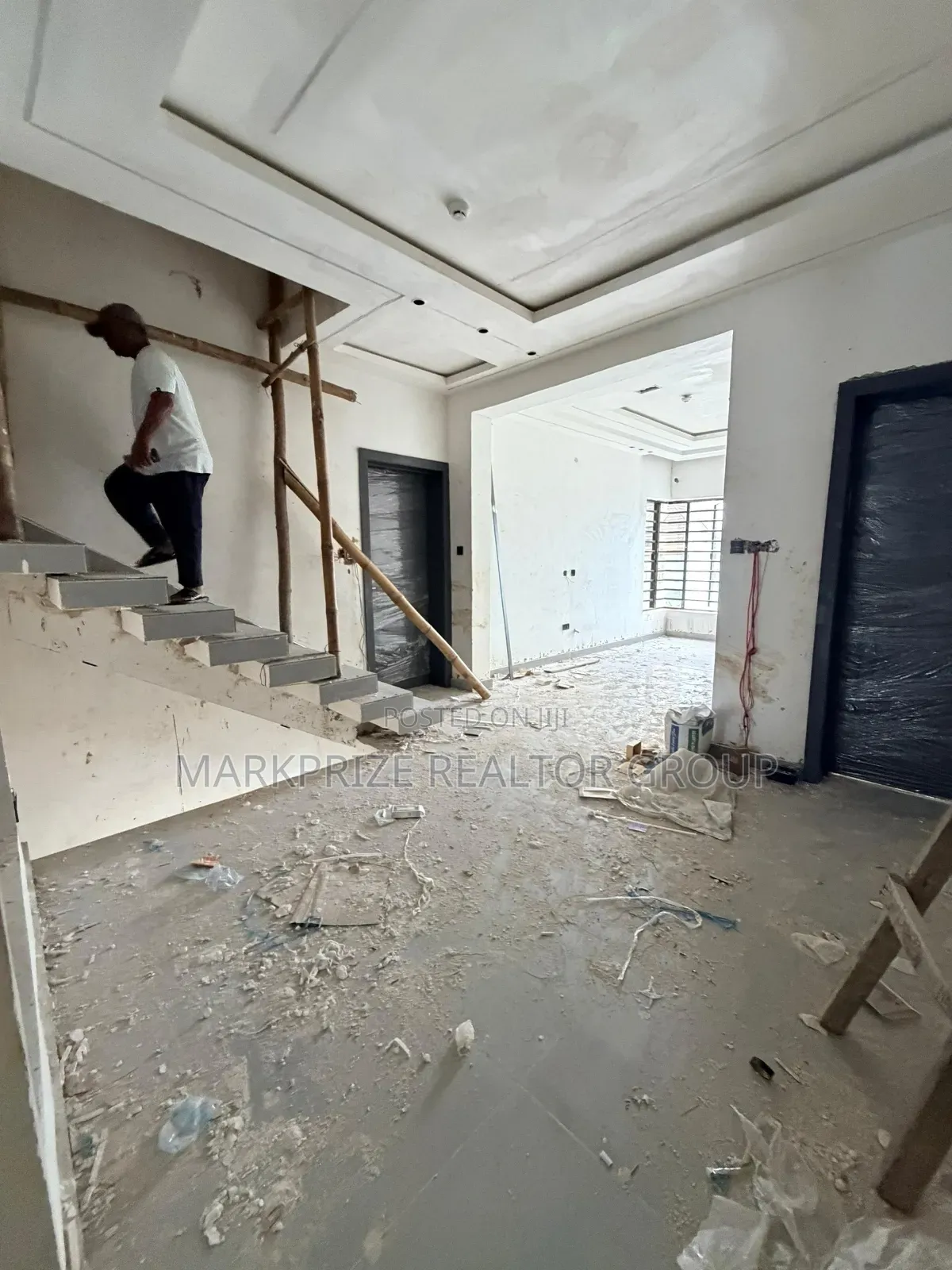 Furnished 4bdrm Duplex in Surulere Lagos for sale
