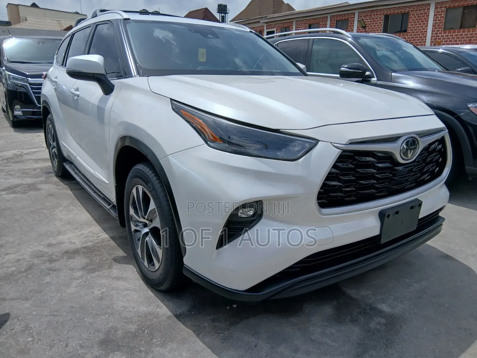 Toyota Highlander XLE 2022 White