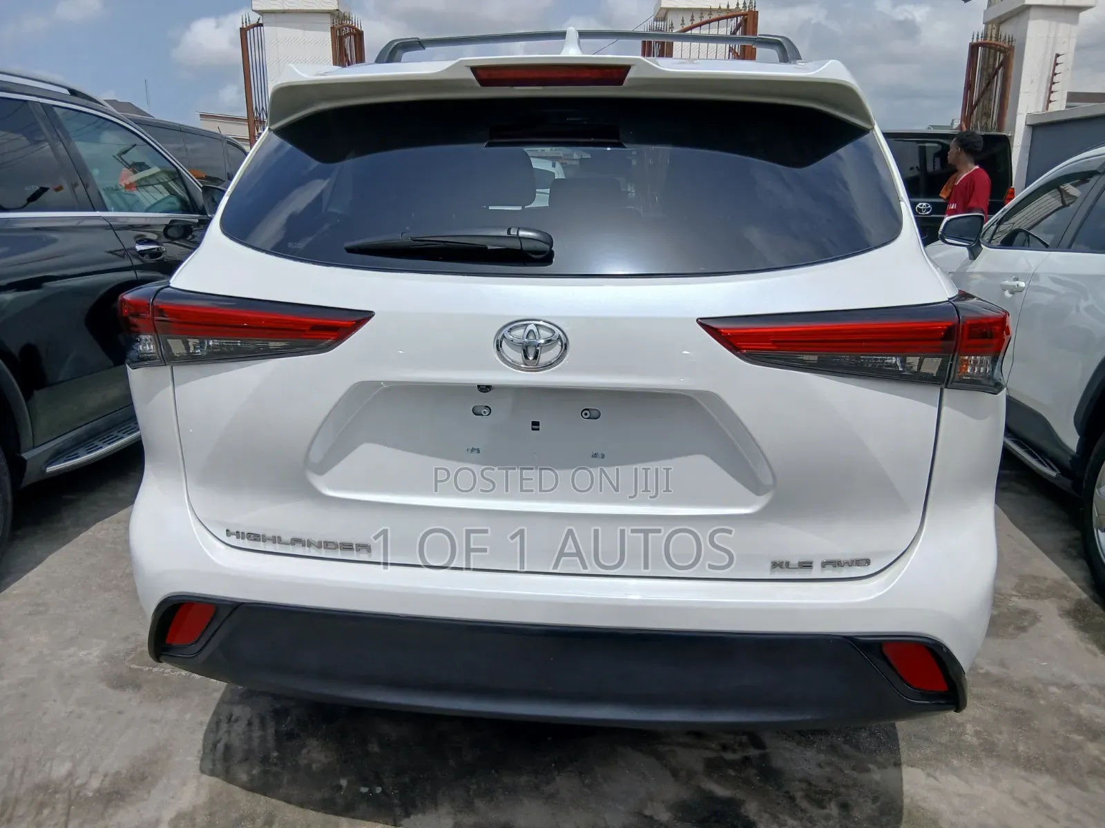 Toyota Highlander XLE 2022 White