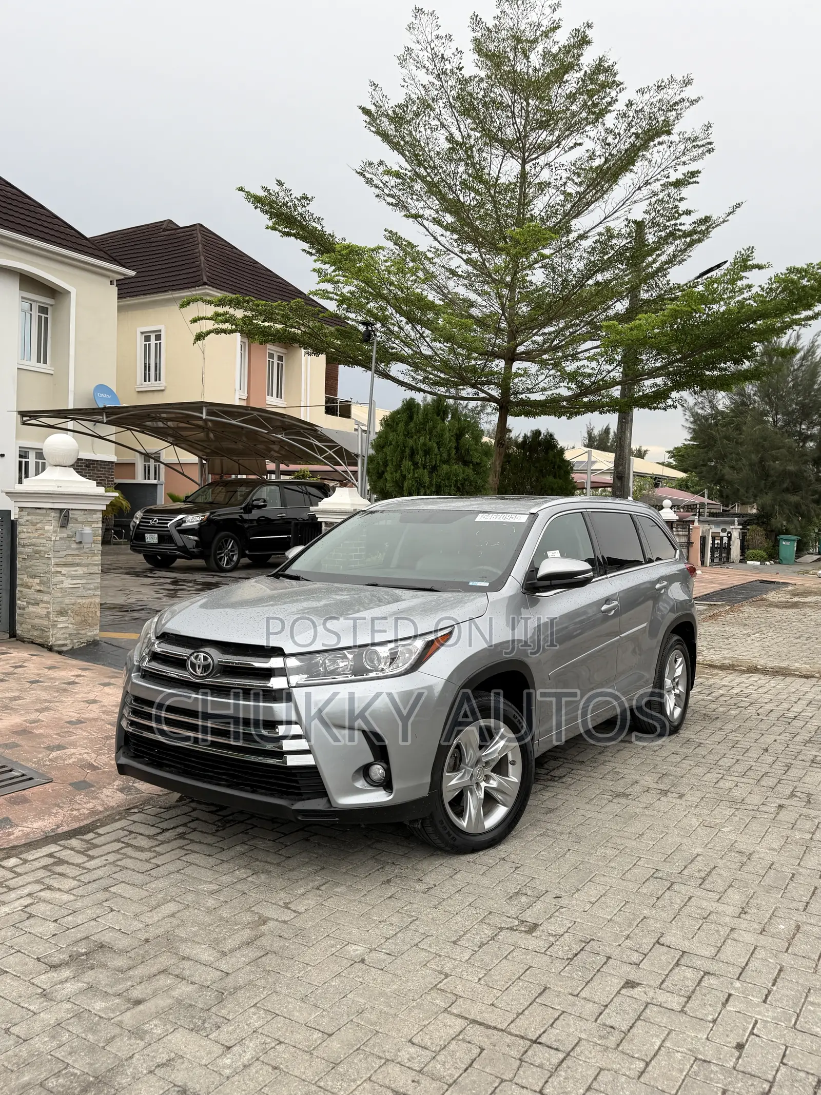 Toyota Highlander Limited 4dr SUV AWD (3.5L 6cyl 6A) 2015 Silver