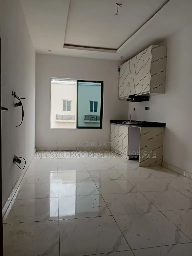 2bdrm Duplex in Salem Estate, Ilasan for rent