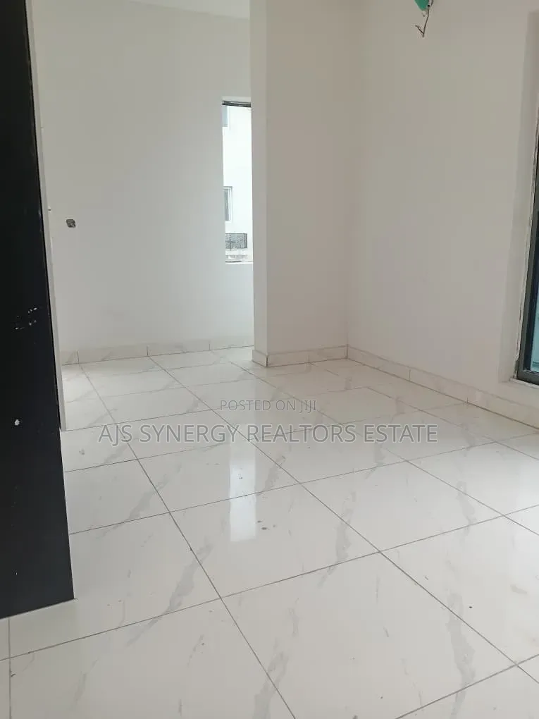 2bdrm Duplex in Salem Estate, Ilasan for rent