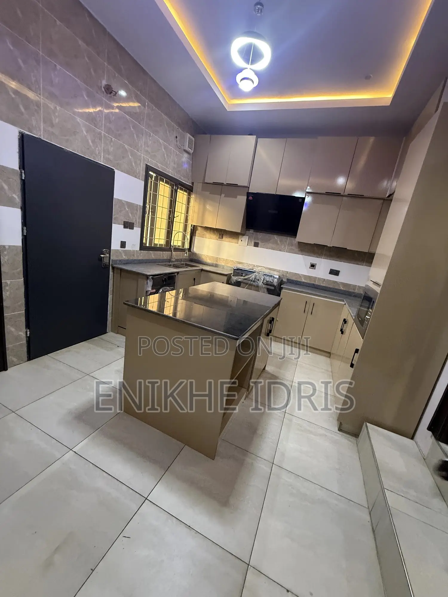 3bdrm Duplex in Apo Resettlement for sale