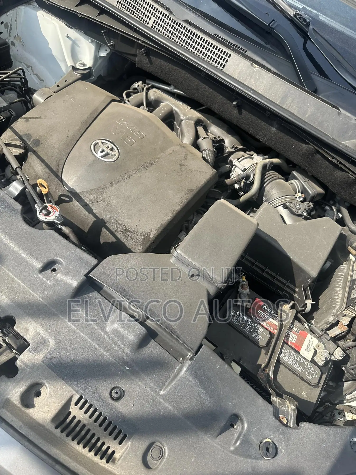 Toyota Highlander XLE 4x4 V6 (3.5L 6cyl 8A) 2018 White
