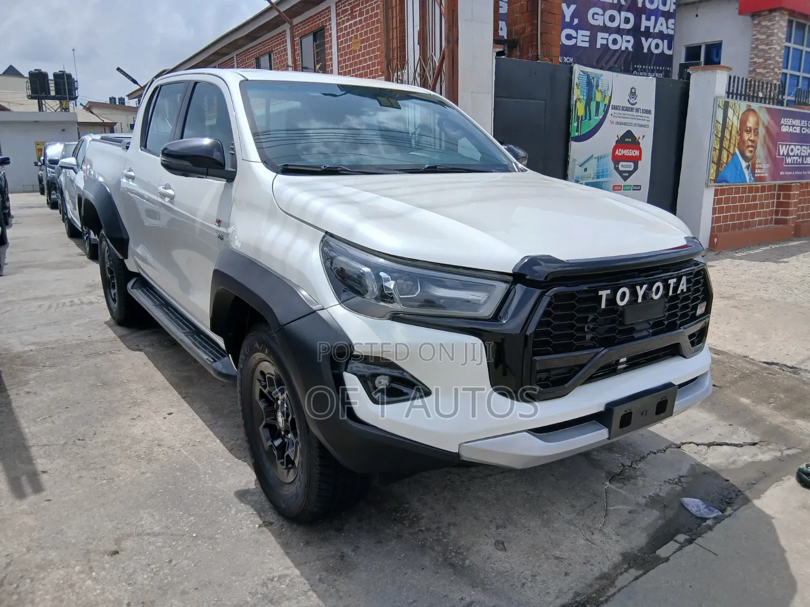 Toyota Hilux Revo Double Cab Petrol 2.7 AWD 2022 White