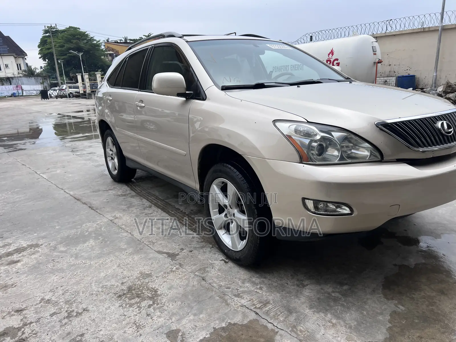 Lexus RX 330 2004 Gold
