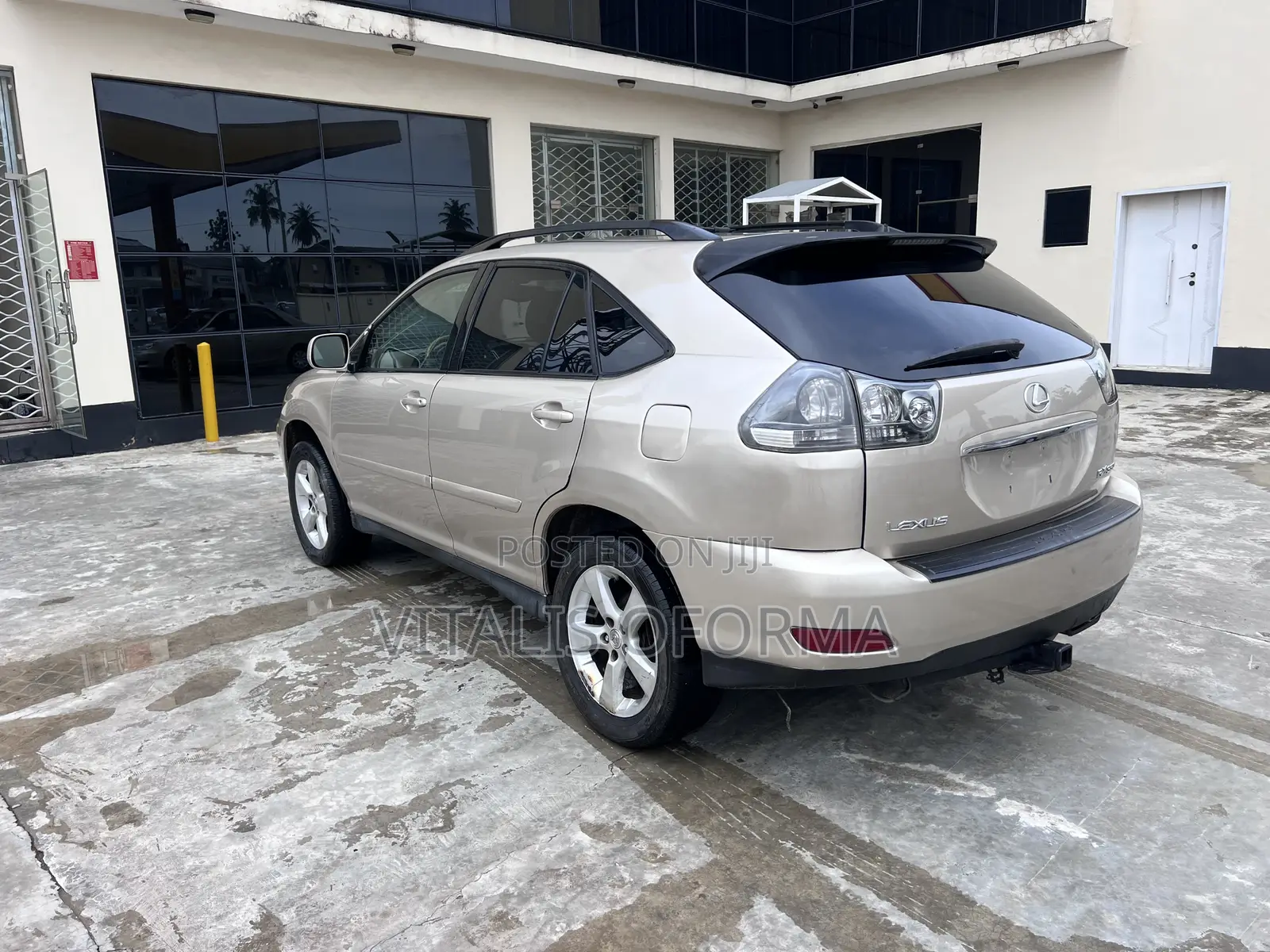 Lexus RX 330 2004 Gold