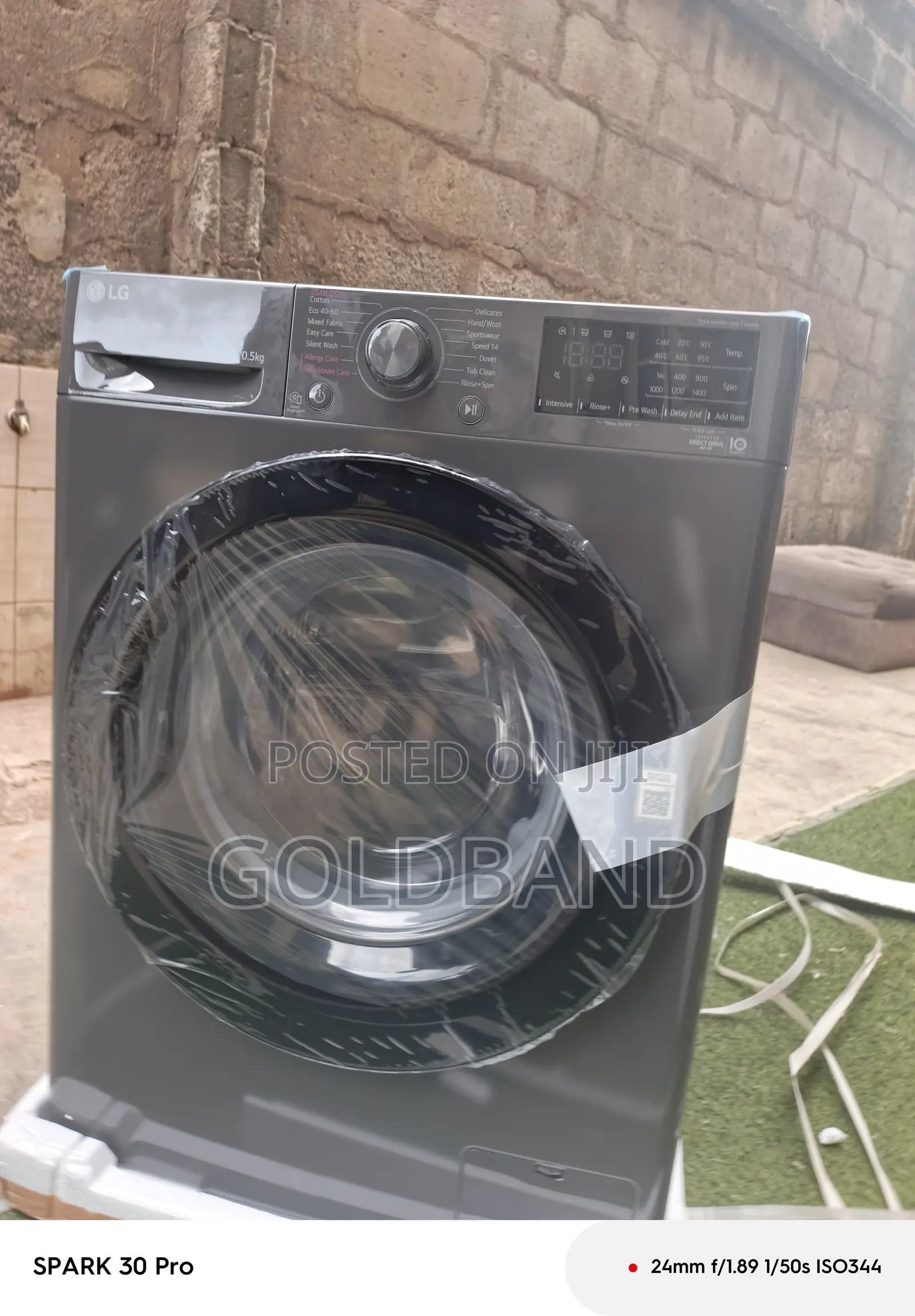 Lg 10.5kg Wash and Spin Front Load Washer
