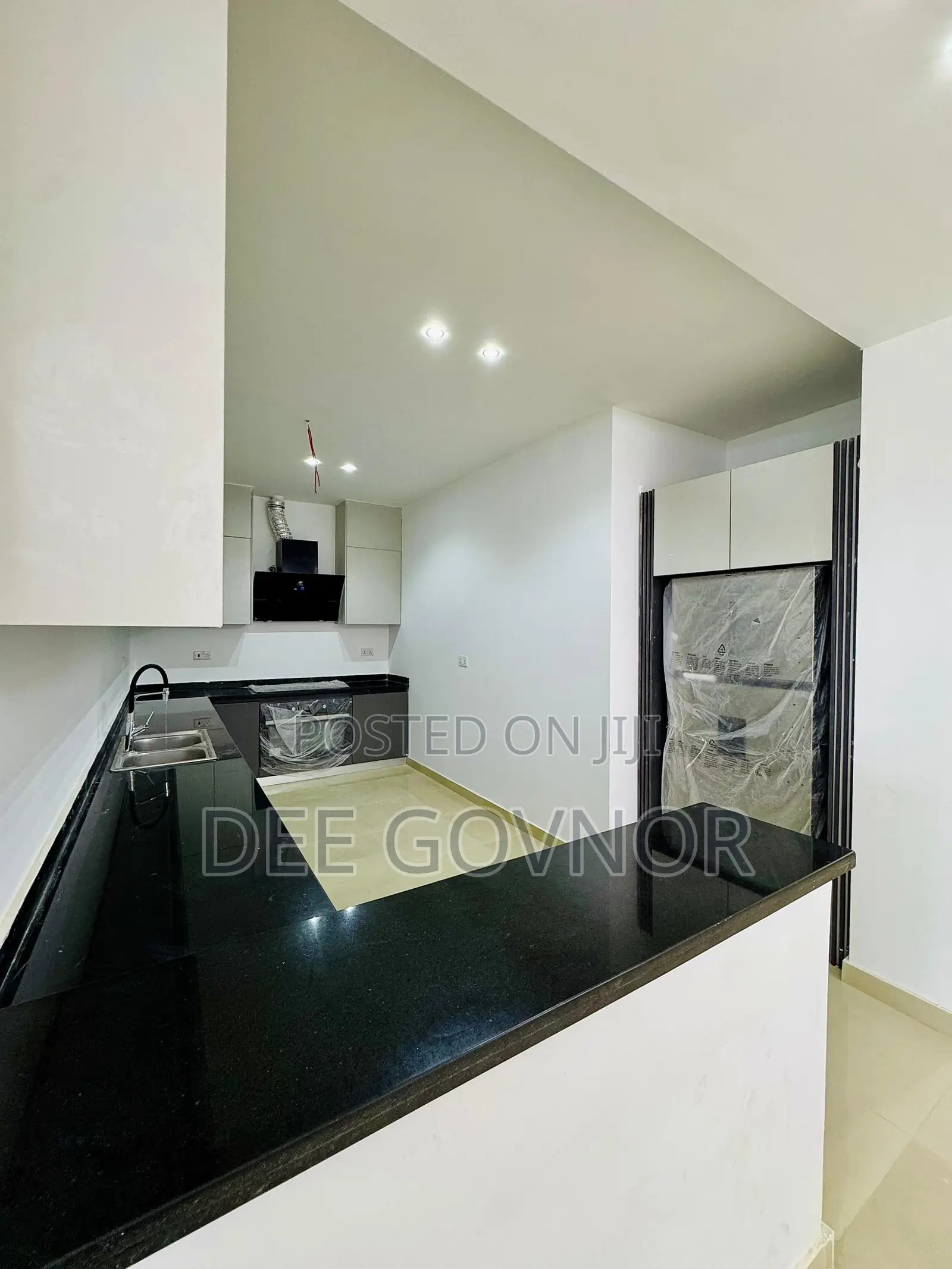 Furnished 3bdrm Apartment in V I, Akin Adesola for rent