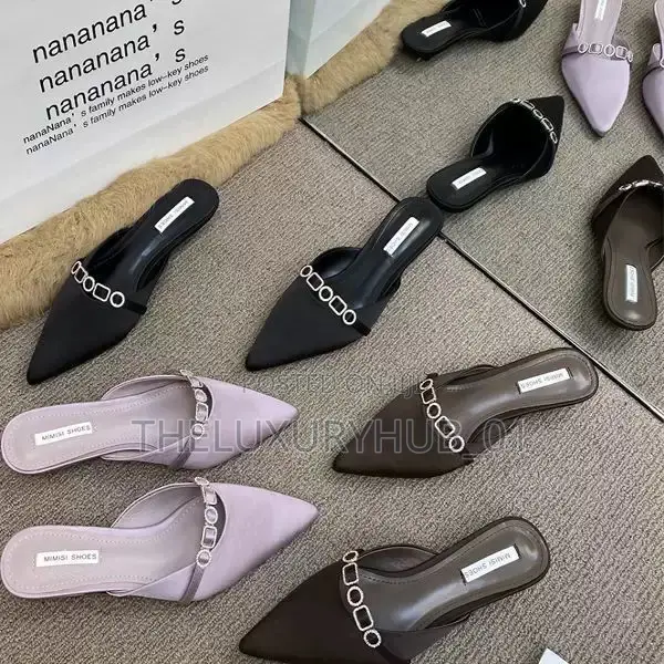 French Style Closed Toes Mule