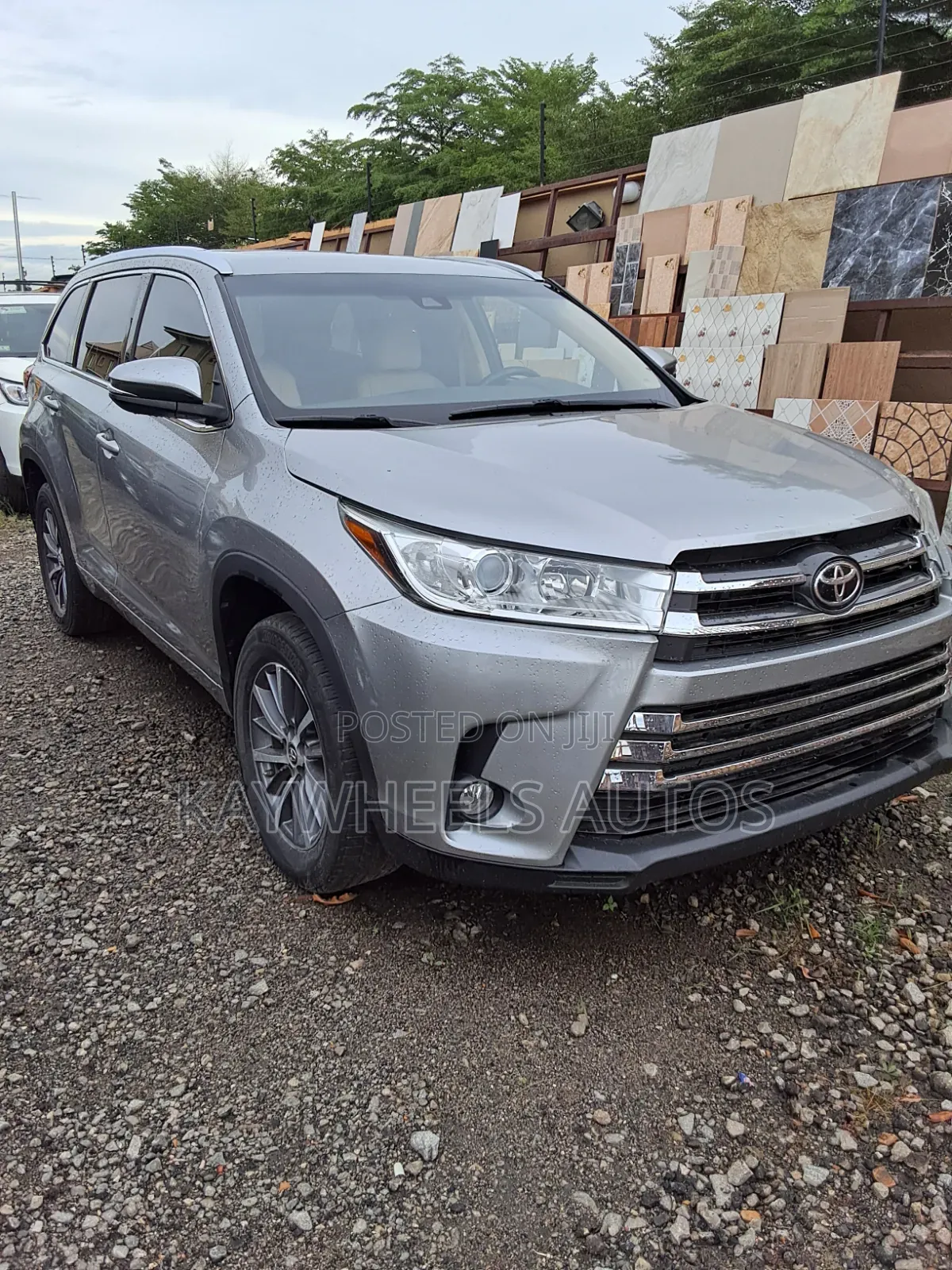 Toyota Highlander Limited 4x4 V6 (3.5L 6cyl 8A) 2017 Gray
