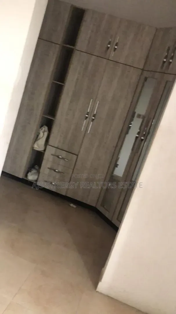 4bdrm Duplex in Sangotedo for rent