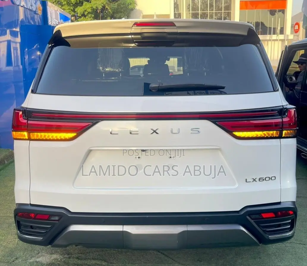 Lexus LX 600 2024 White