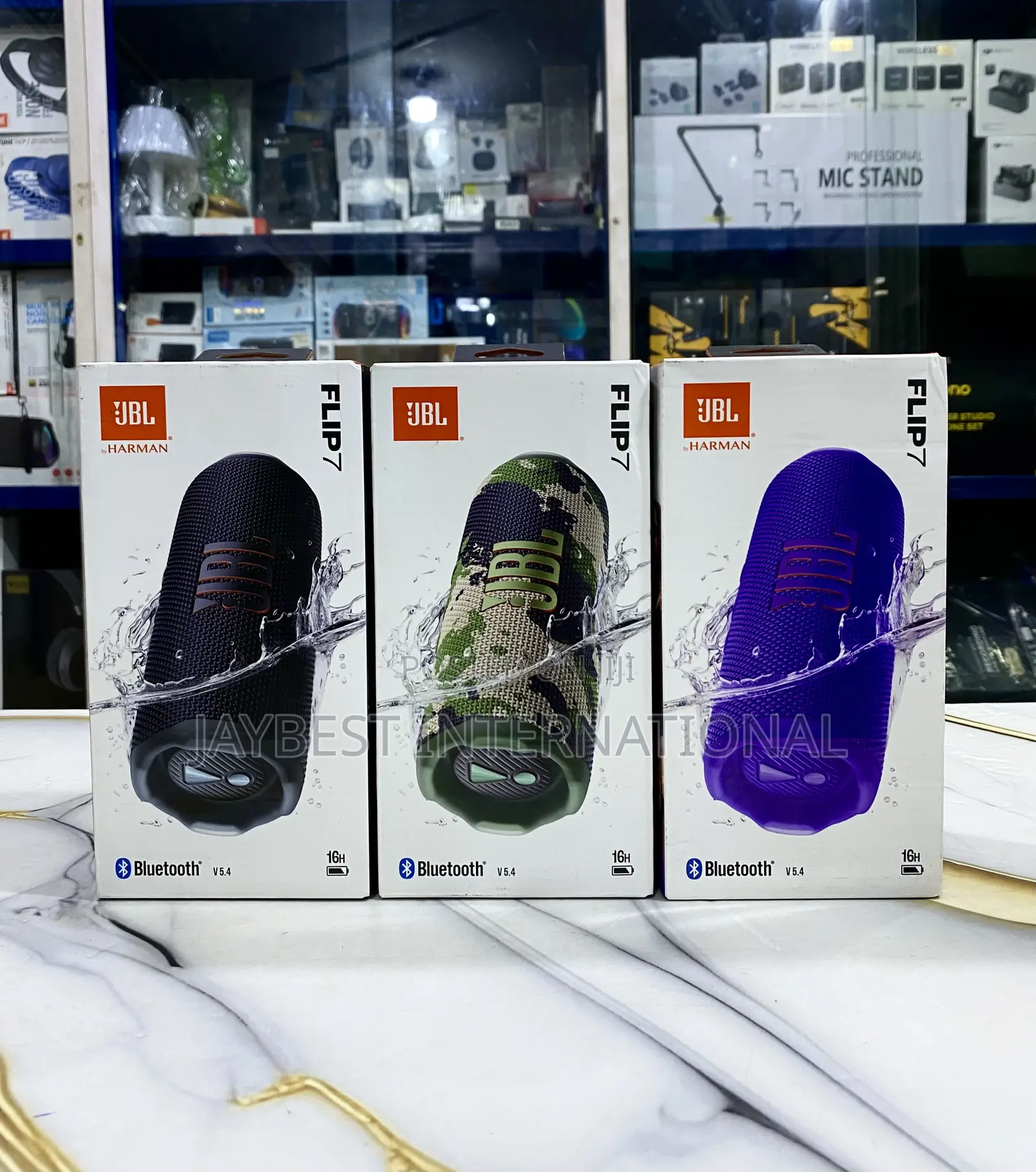 JBL Flip 7 - Portable Waterproof and Drop-Proof Speaker