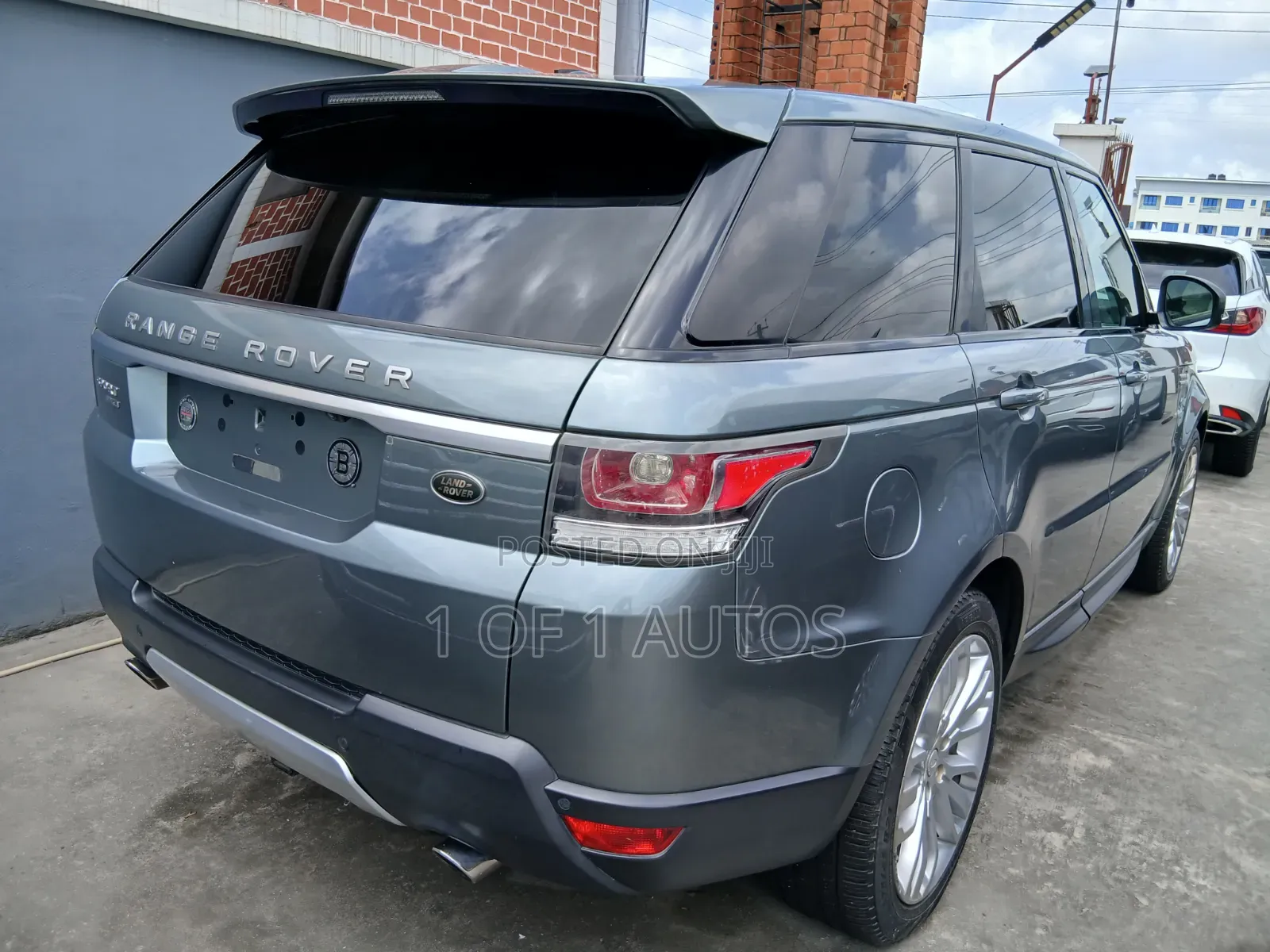 Land Rover Range Rover Sport SE 4dr SUV 4WD (3.0L 6cyl S/C 8A) 2015