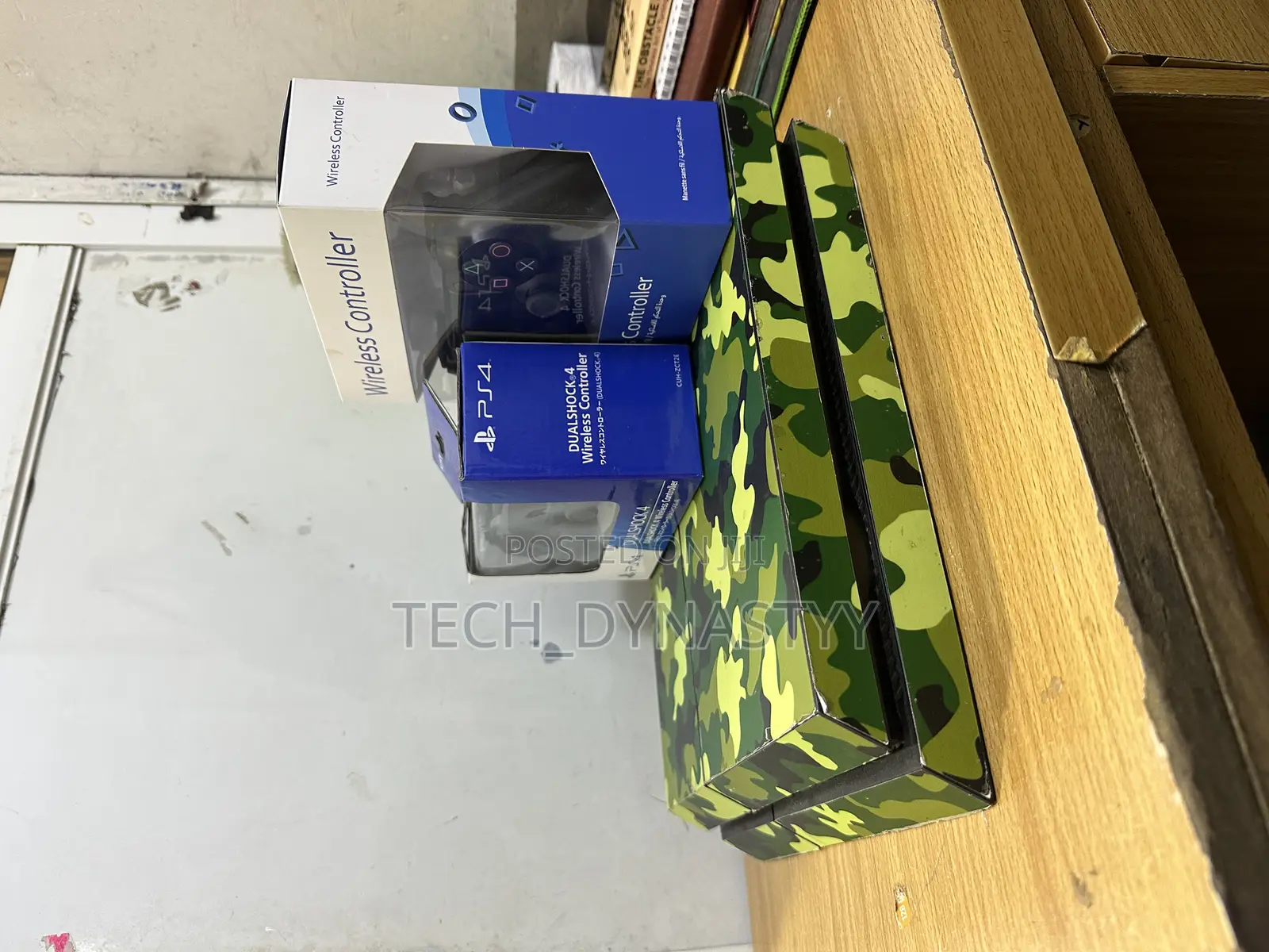 Ps4 Camo Pre-Owned With Games
