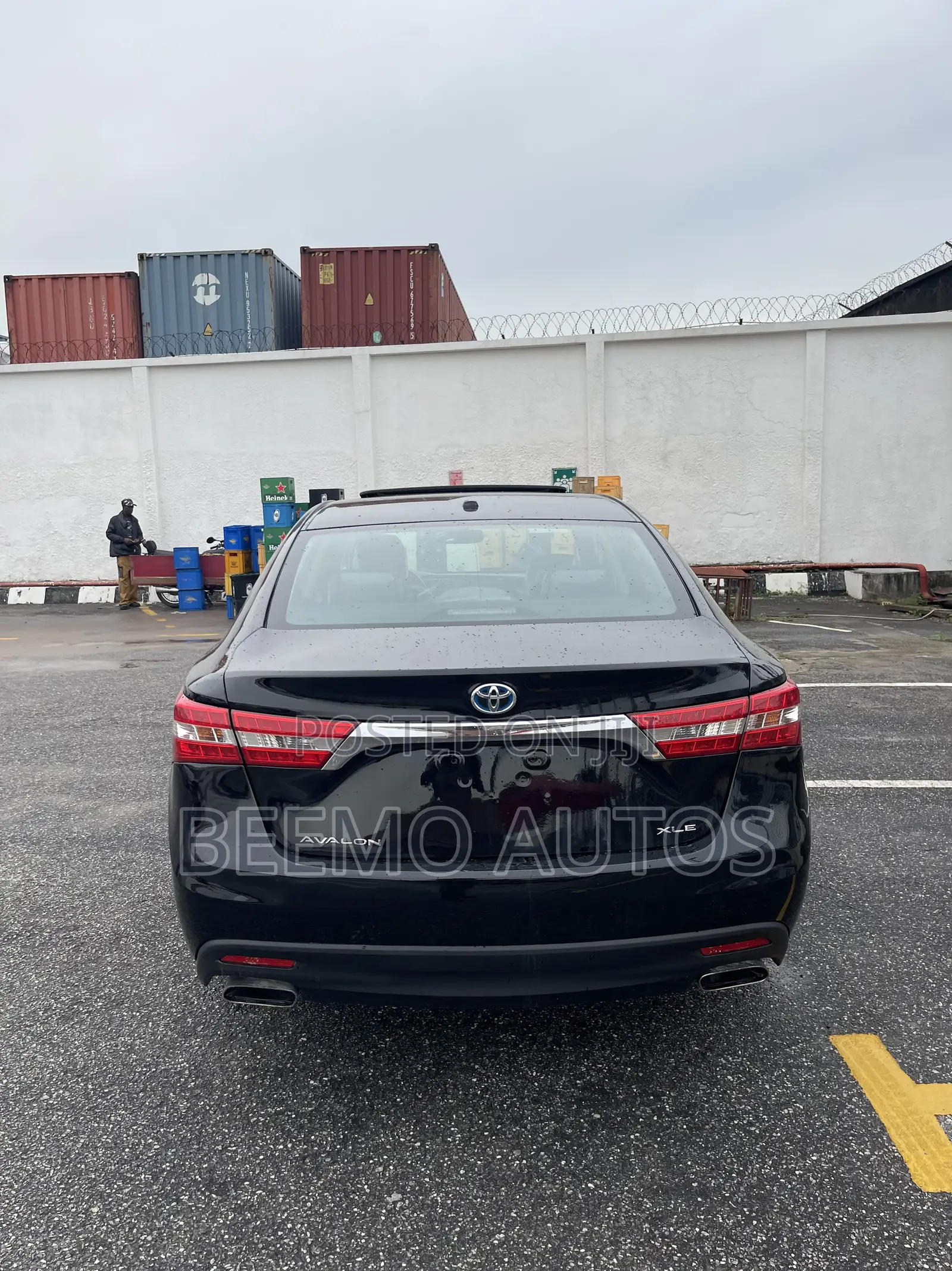 Toyota Avalon XLE 4dr Sedan (3.5L 6cyl 6A) 2015 Black