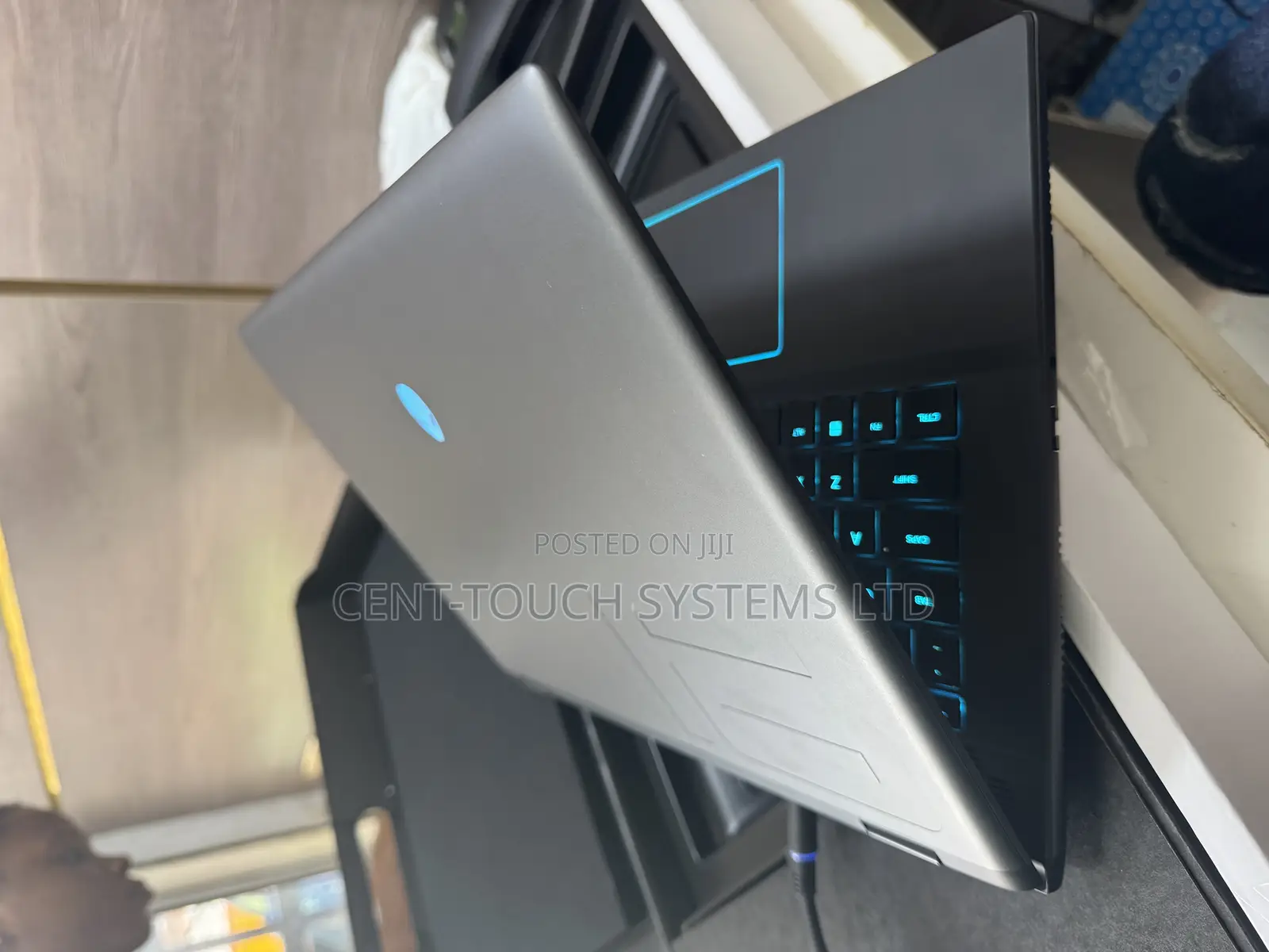 Laptop Alienware M16 R2 16GB Intel Core Ultra 7 SSD 1T