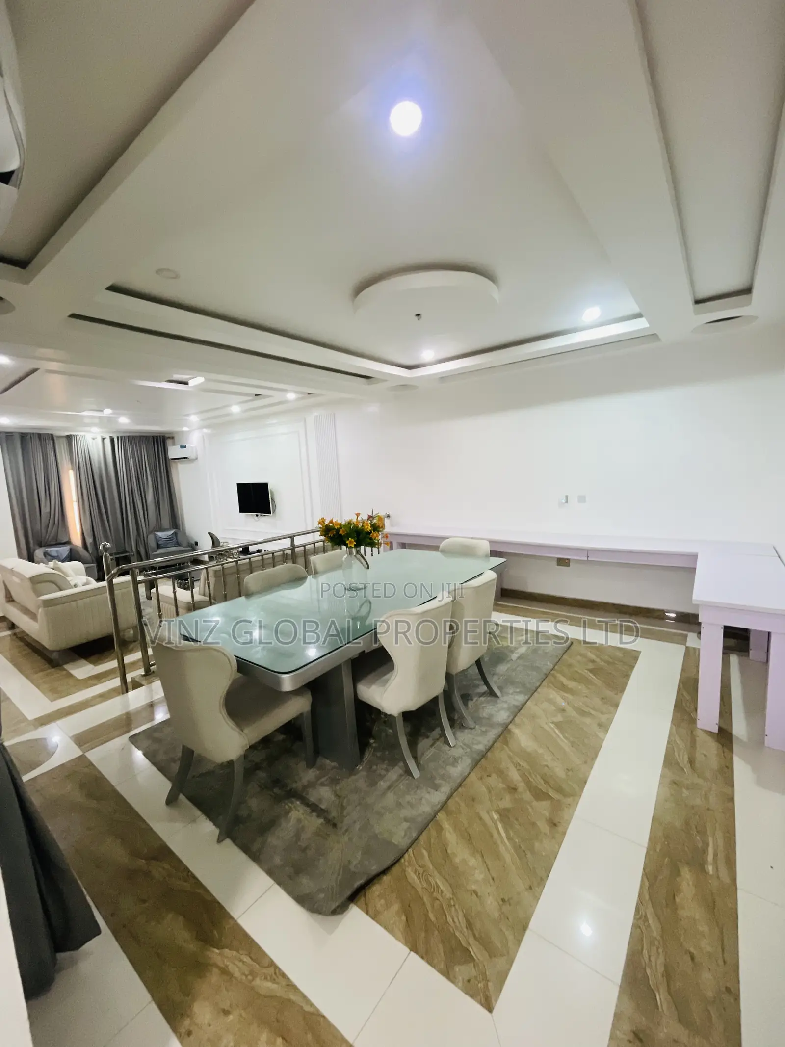 Exquisite 5/4 Bedrom Detached Duplex in a Serene Secured Environment