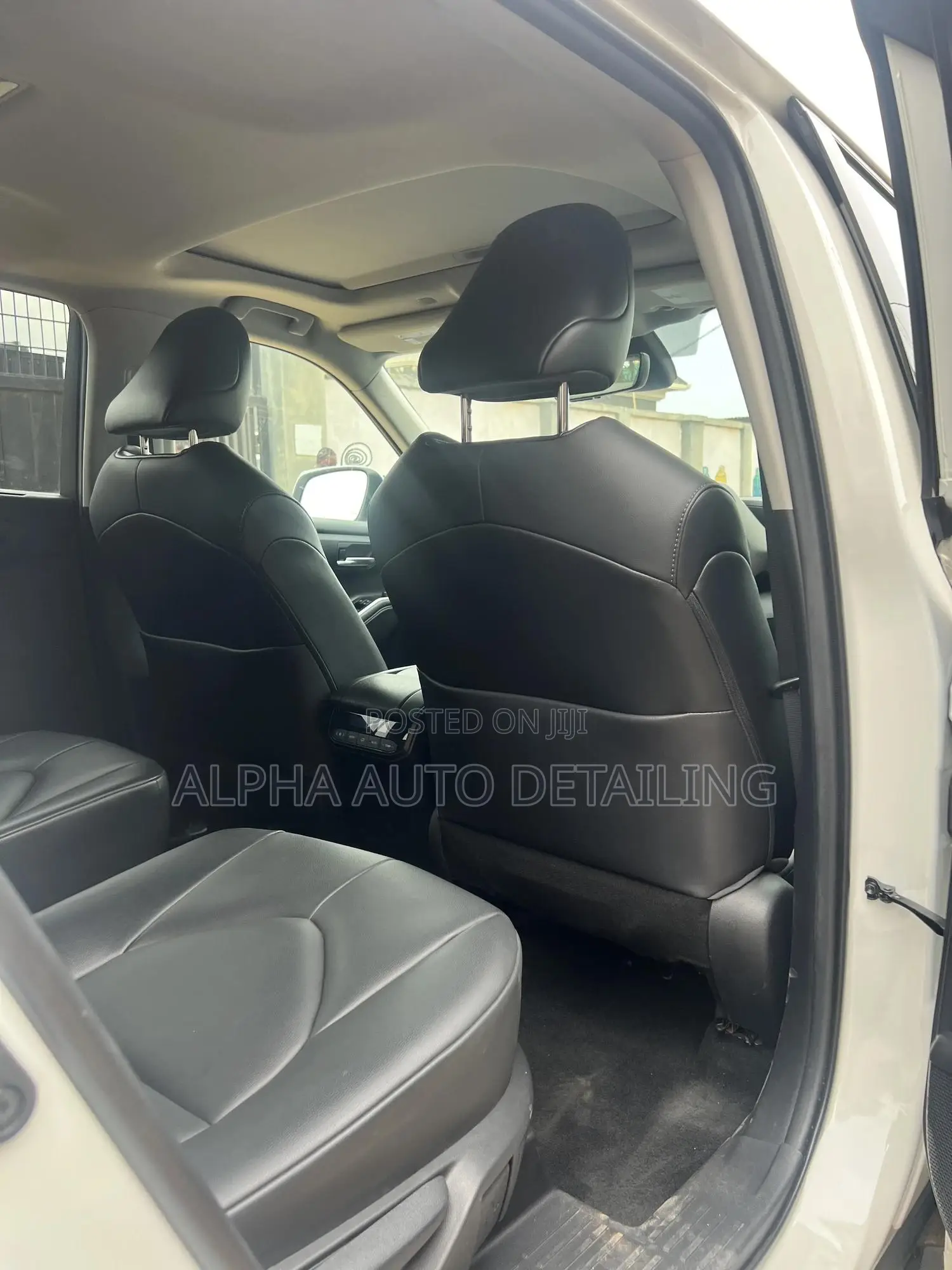 Toyota Highlander XLE 2021 White